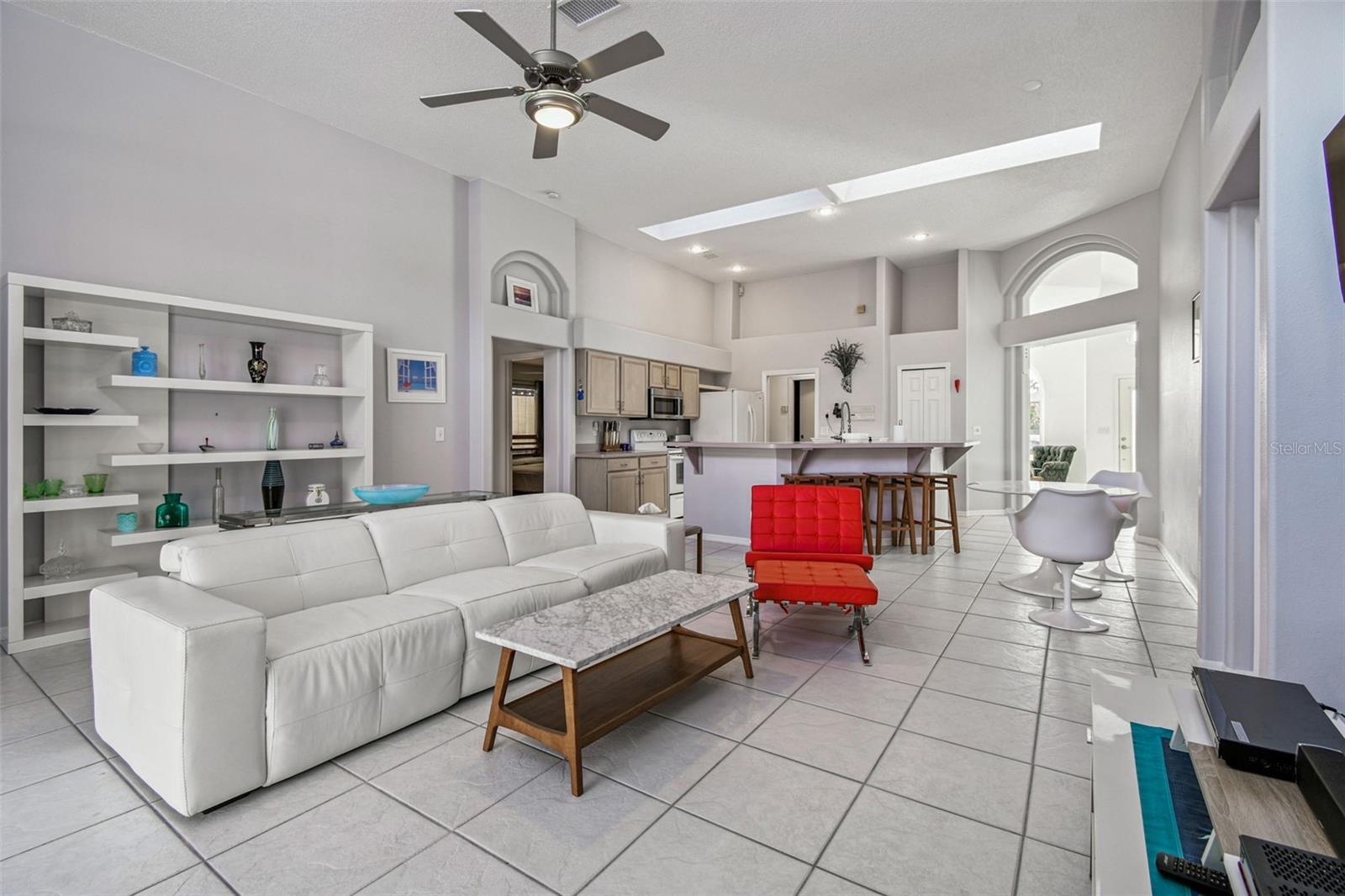 1712 POWDER RIDGE DR