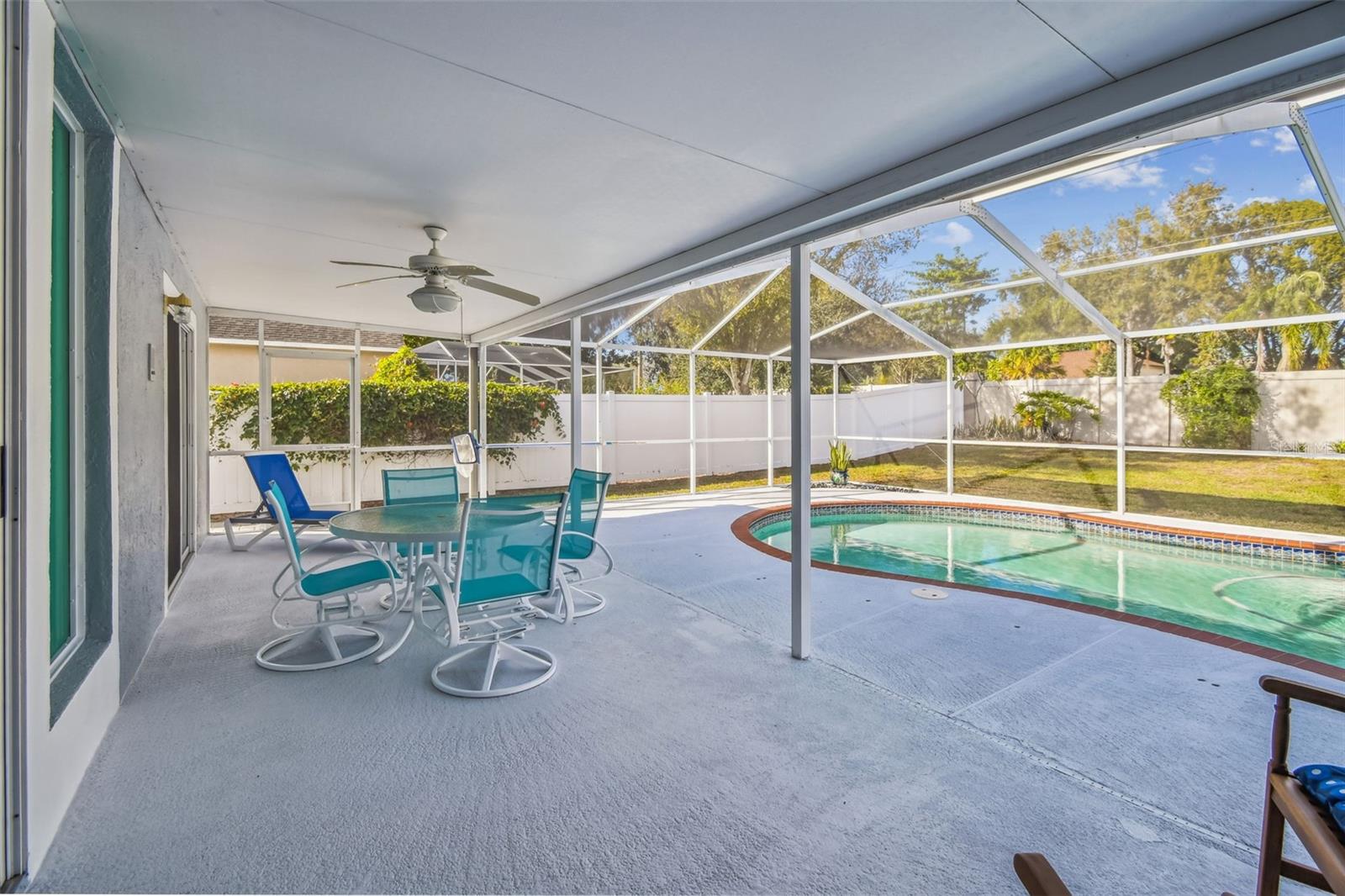 1712 POWDER RIDGE DR