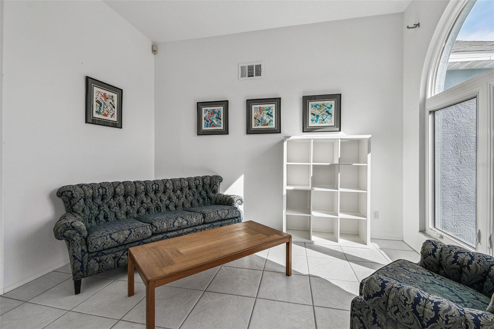 1712 POWDER RIDGE DR