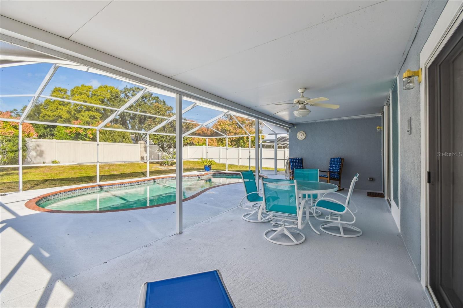 1712 POWDER RIDGE DR