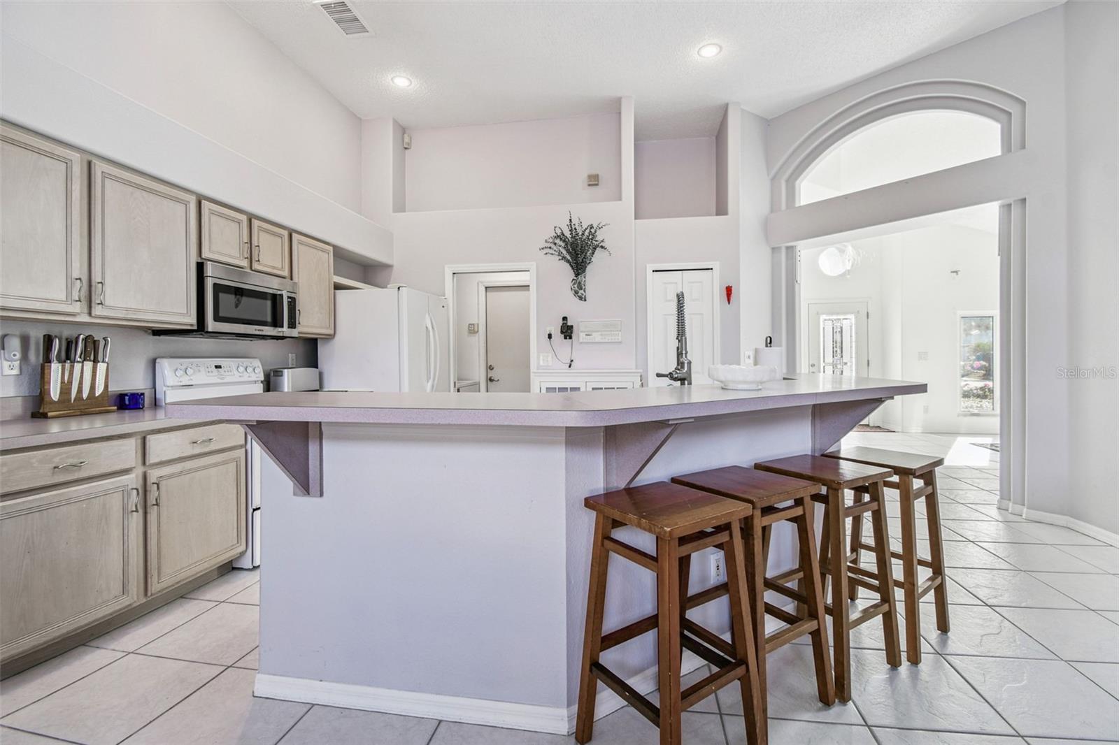 1712 POWDER RIDGE DR