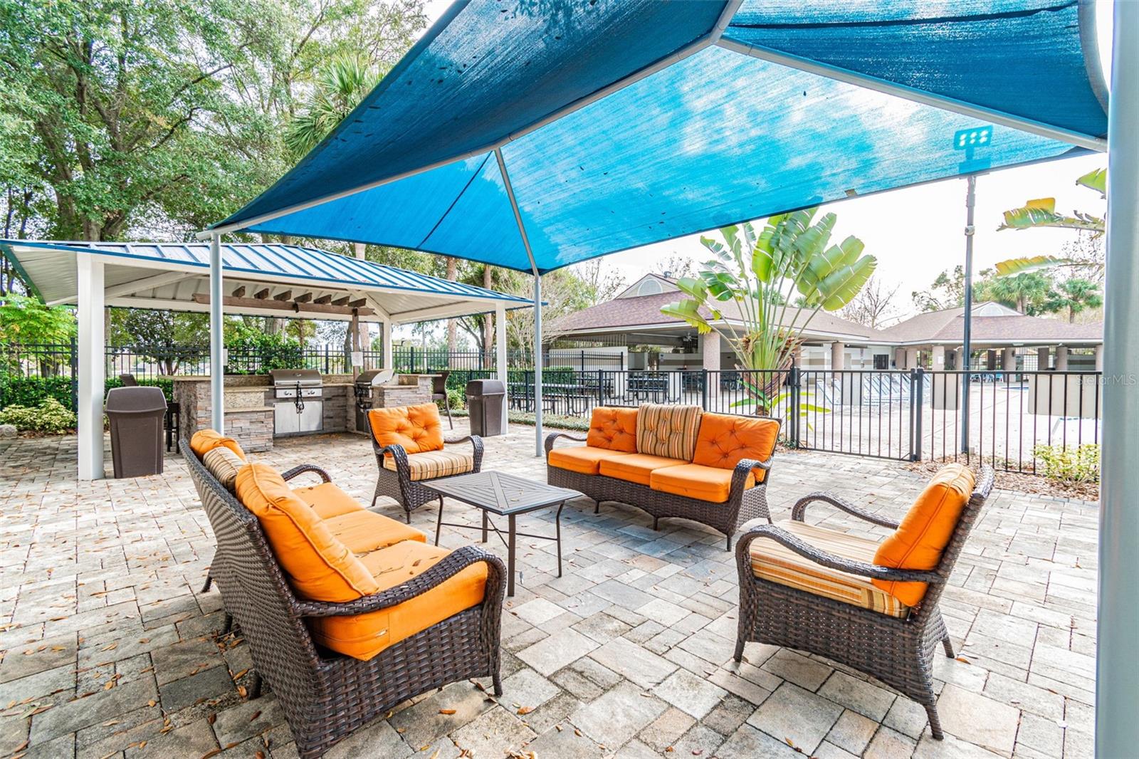 1712 POWDER RIDGE DR