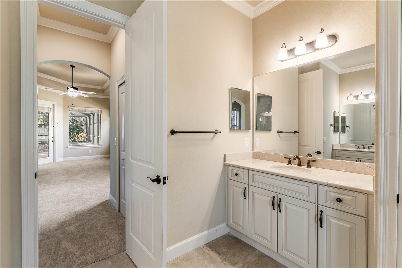 2166 SCARLET OAKS ST