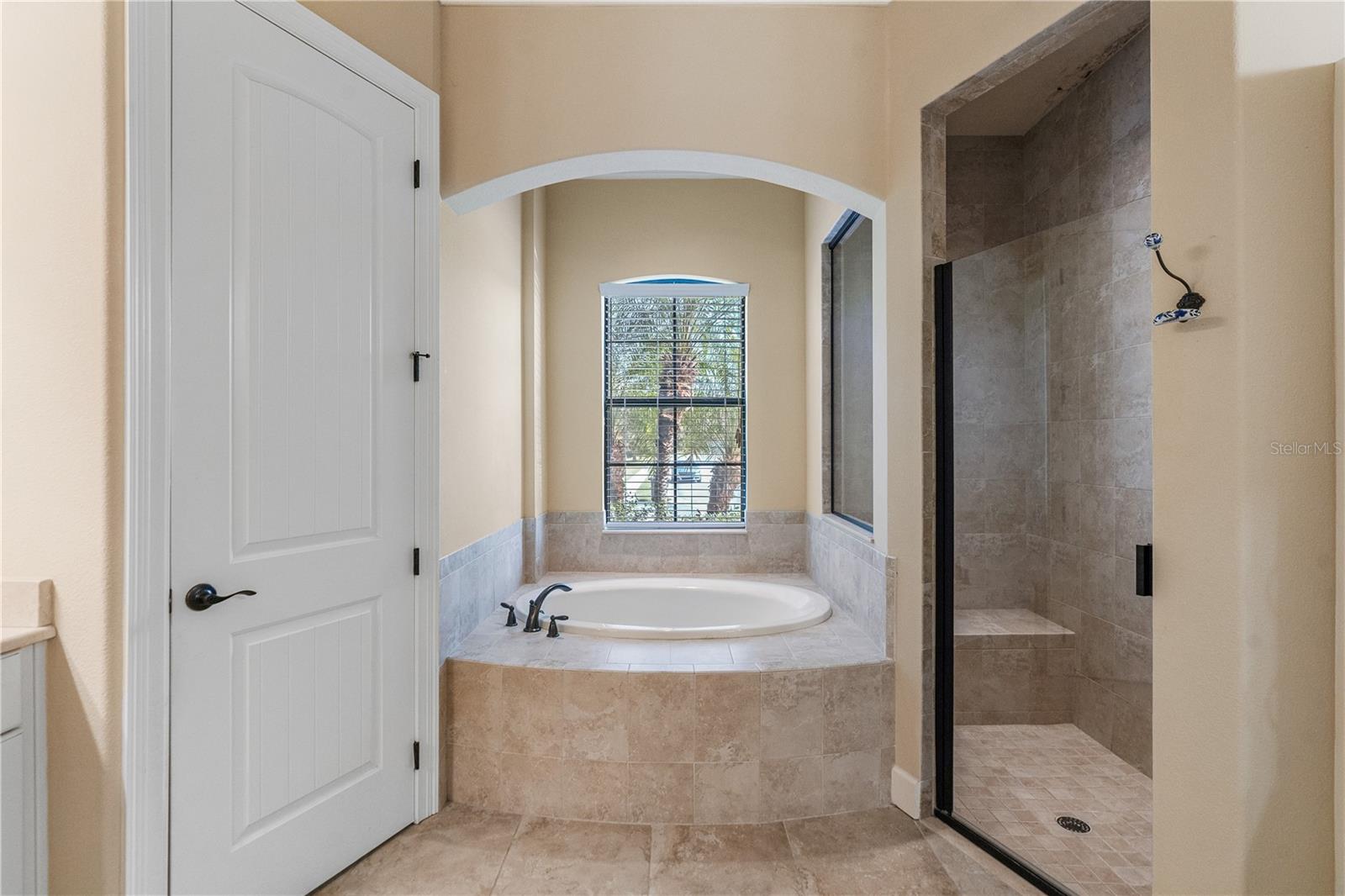 2166 SCARLET OAKS ST