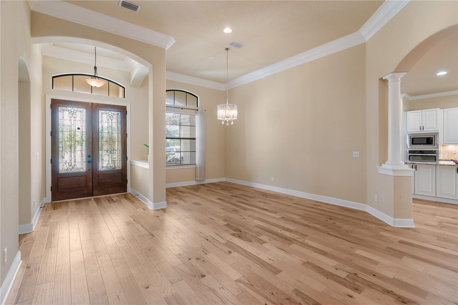 2166 SCARLET OAKS ST