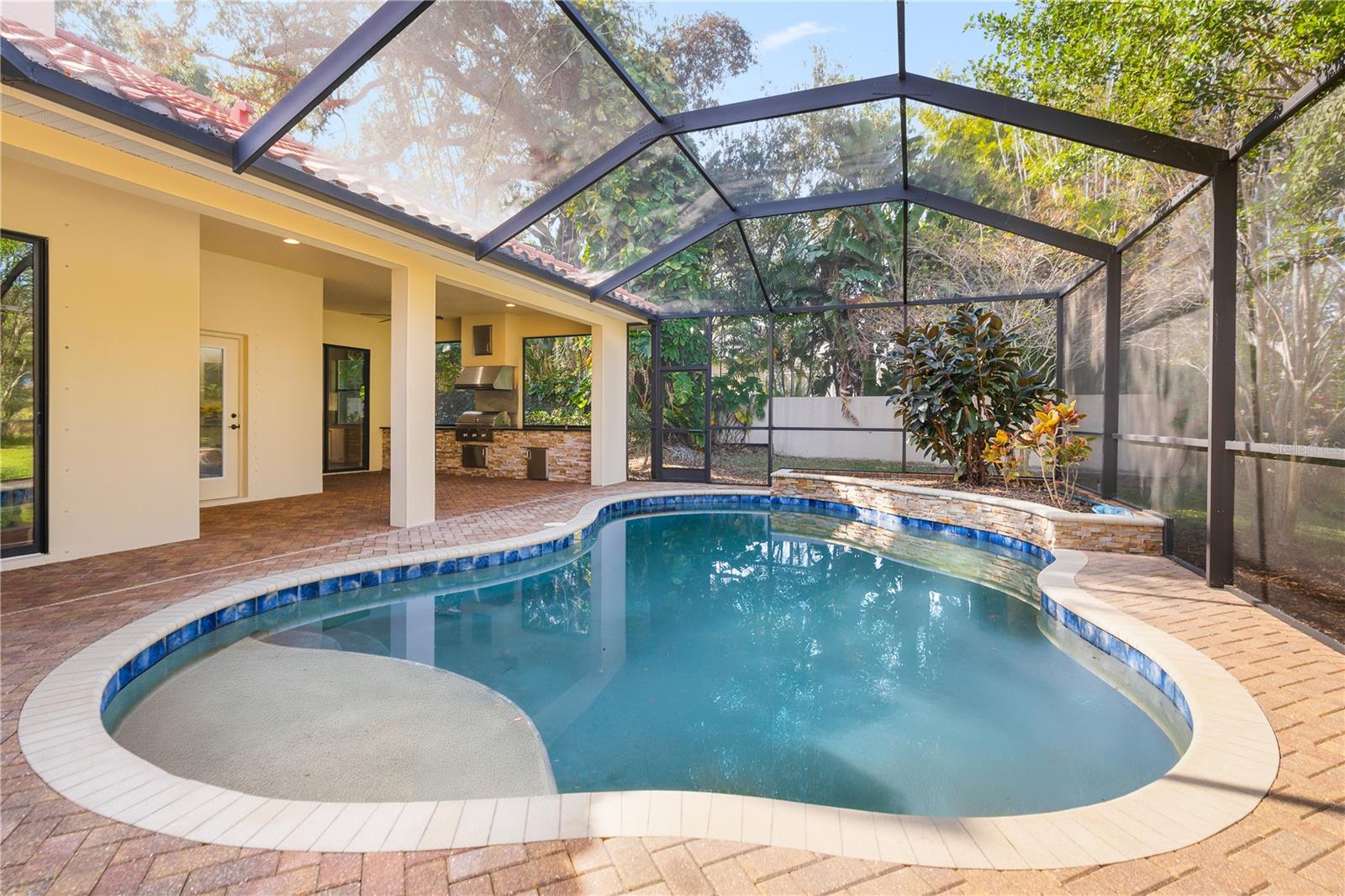 2166 SCARLET OAKS ST