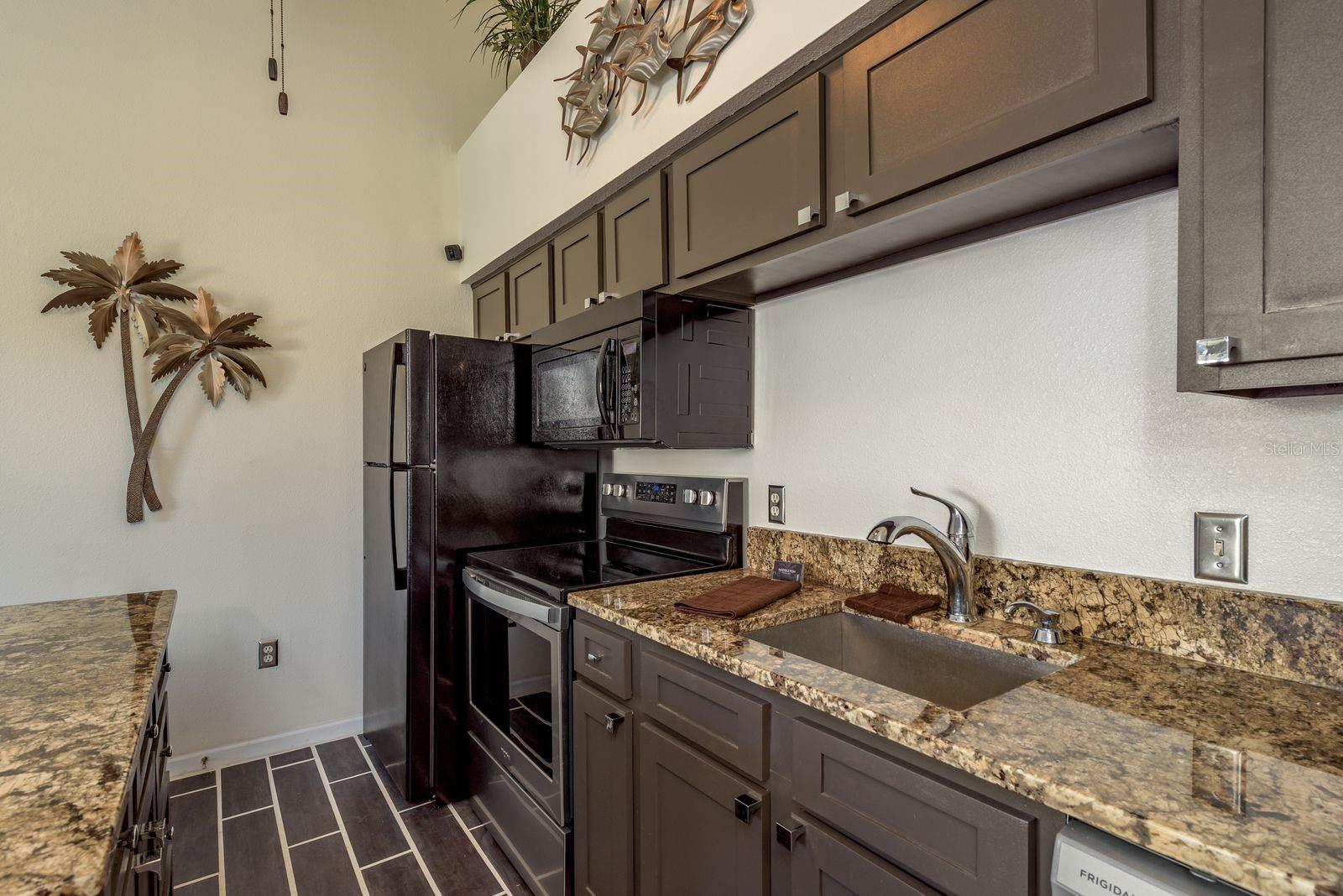 1240 S MISSOURI AVE #414