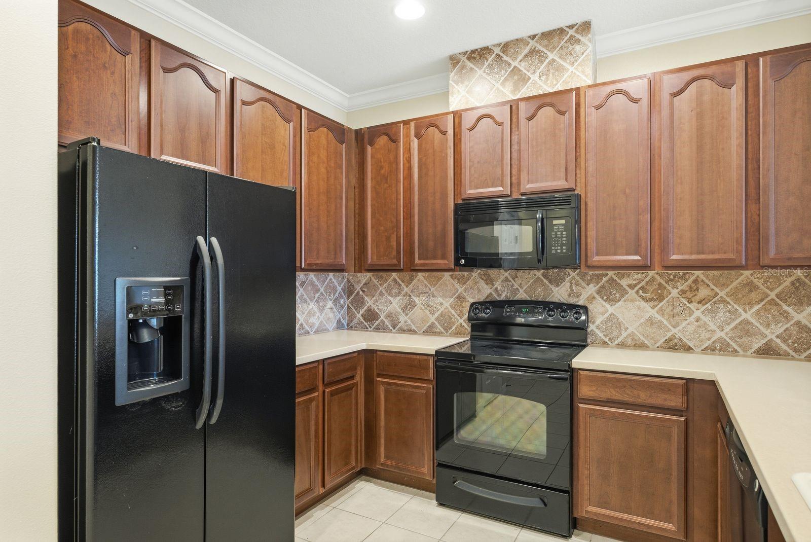 2302 BARRACUDA CT
