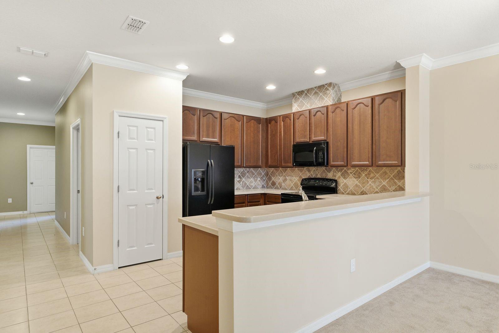2302 BARRACUDA CT