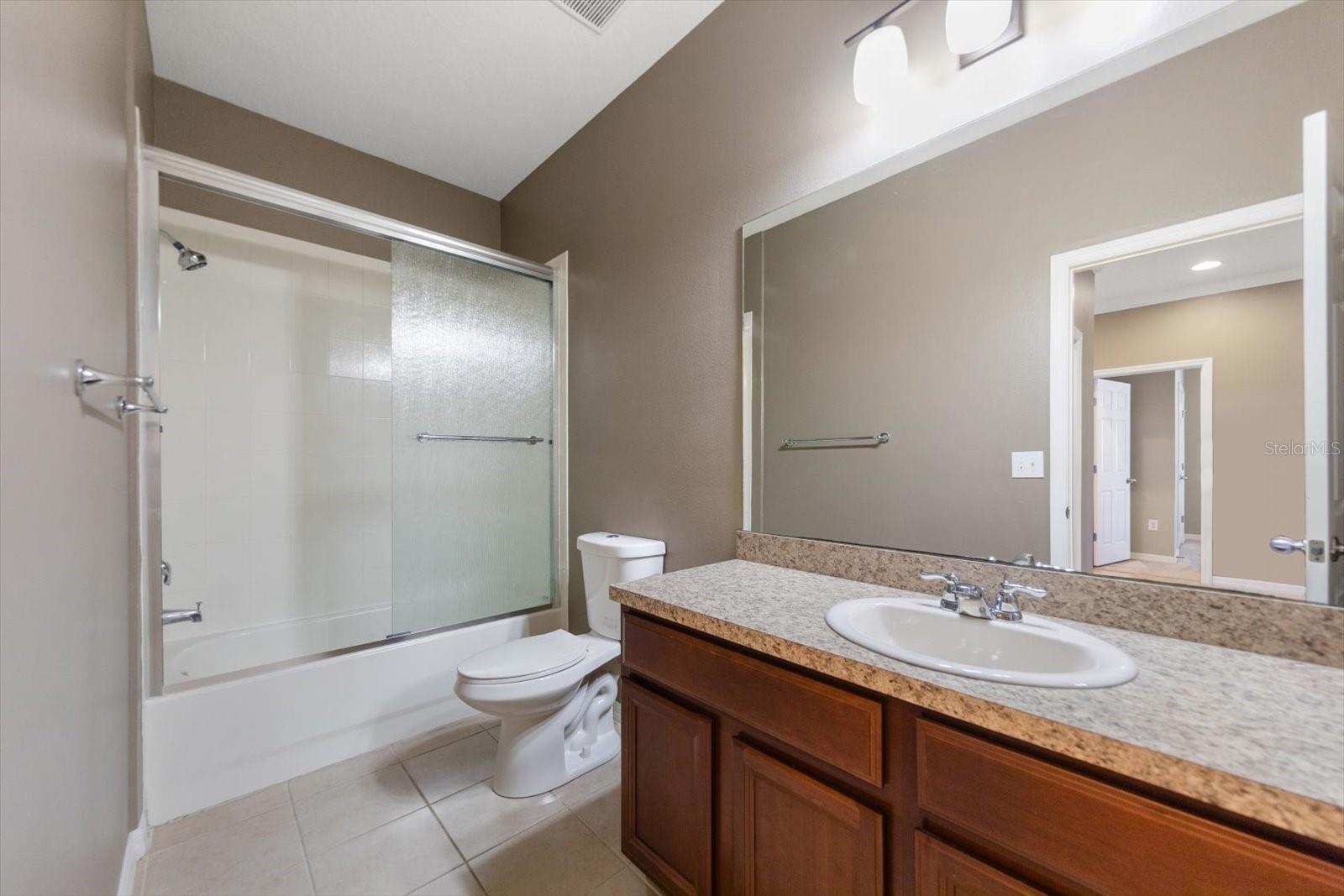 2302 BARRACUDA CT