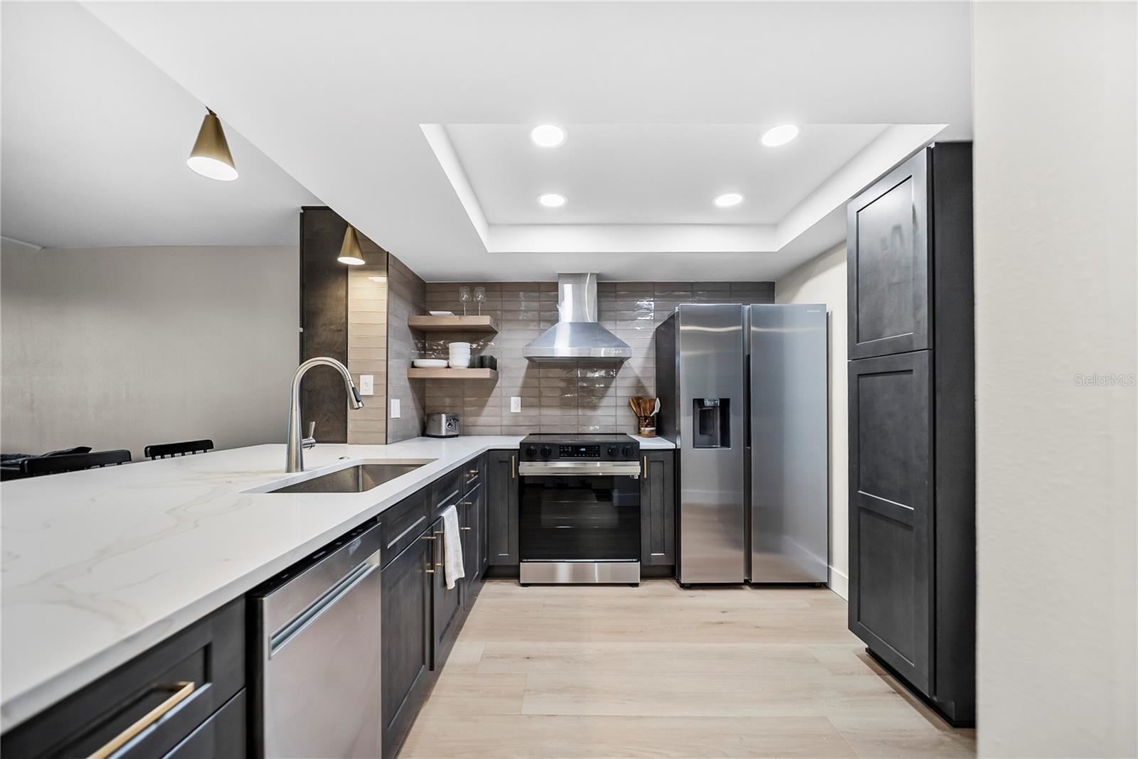 2617 COVE CAY DR #110