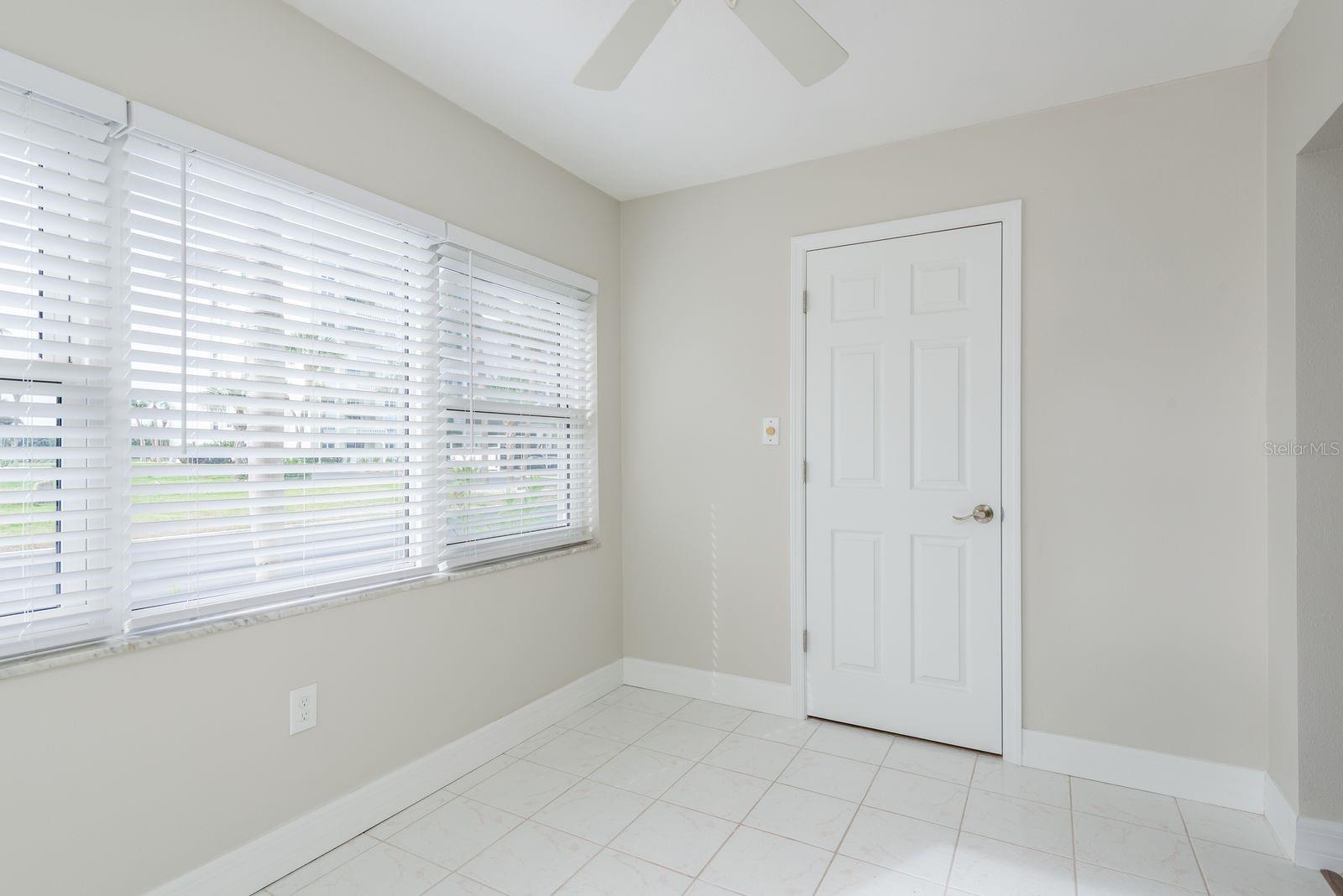 8 GLENCOE PL #104