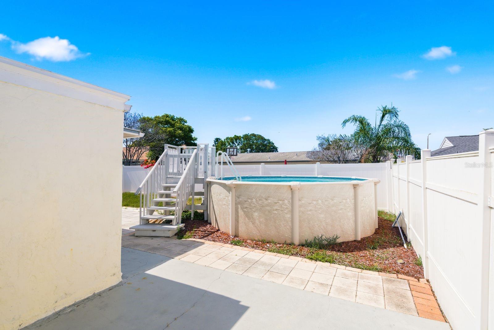 3153 MOOG RD