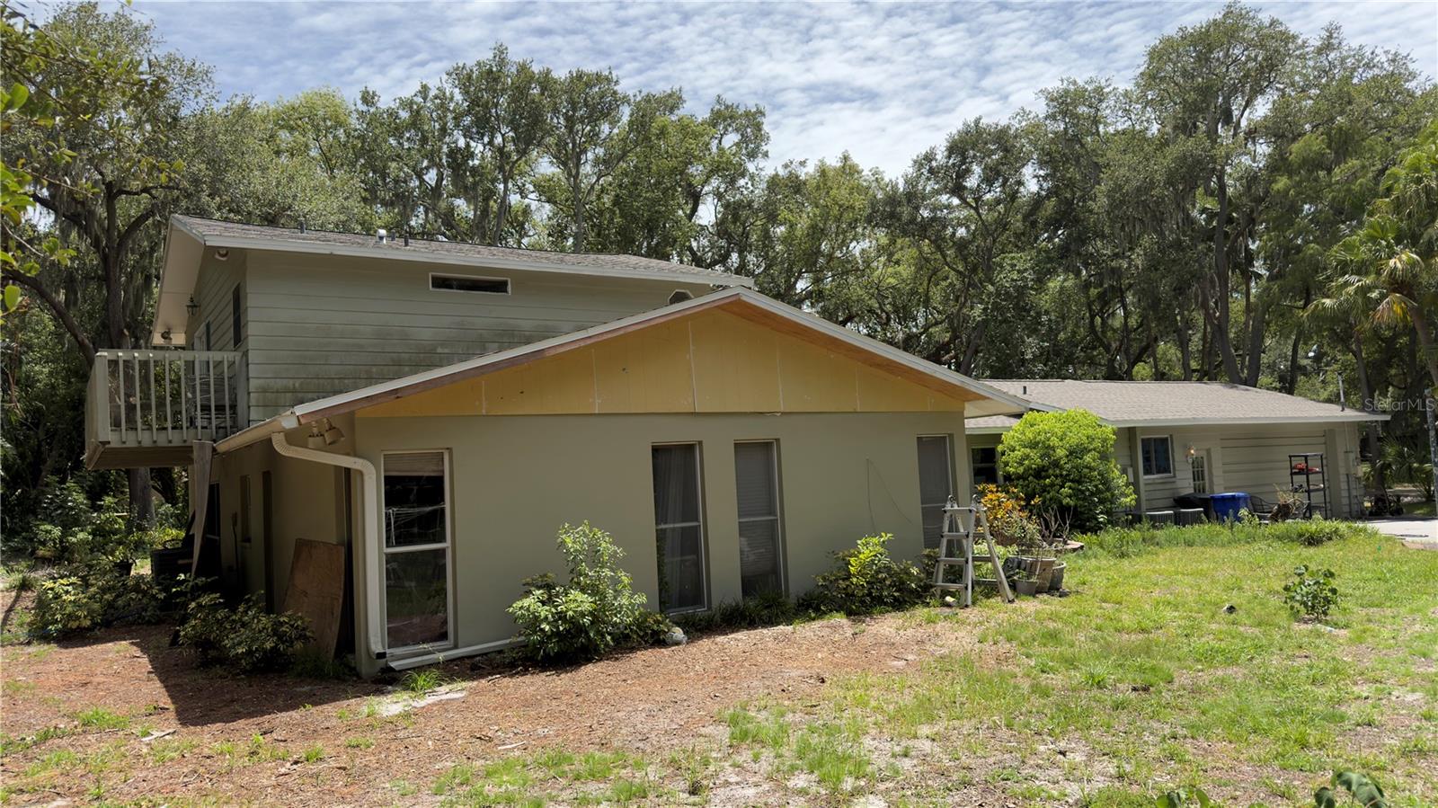 2125 HICKORY GATE DR E