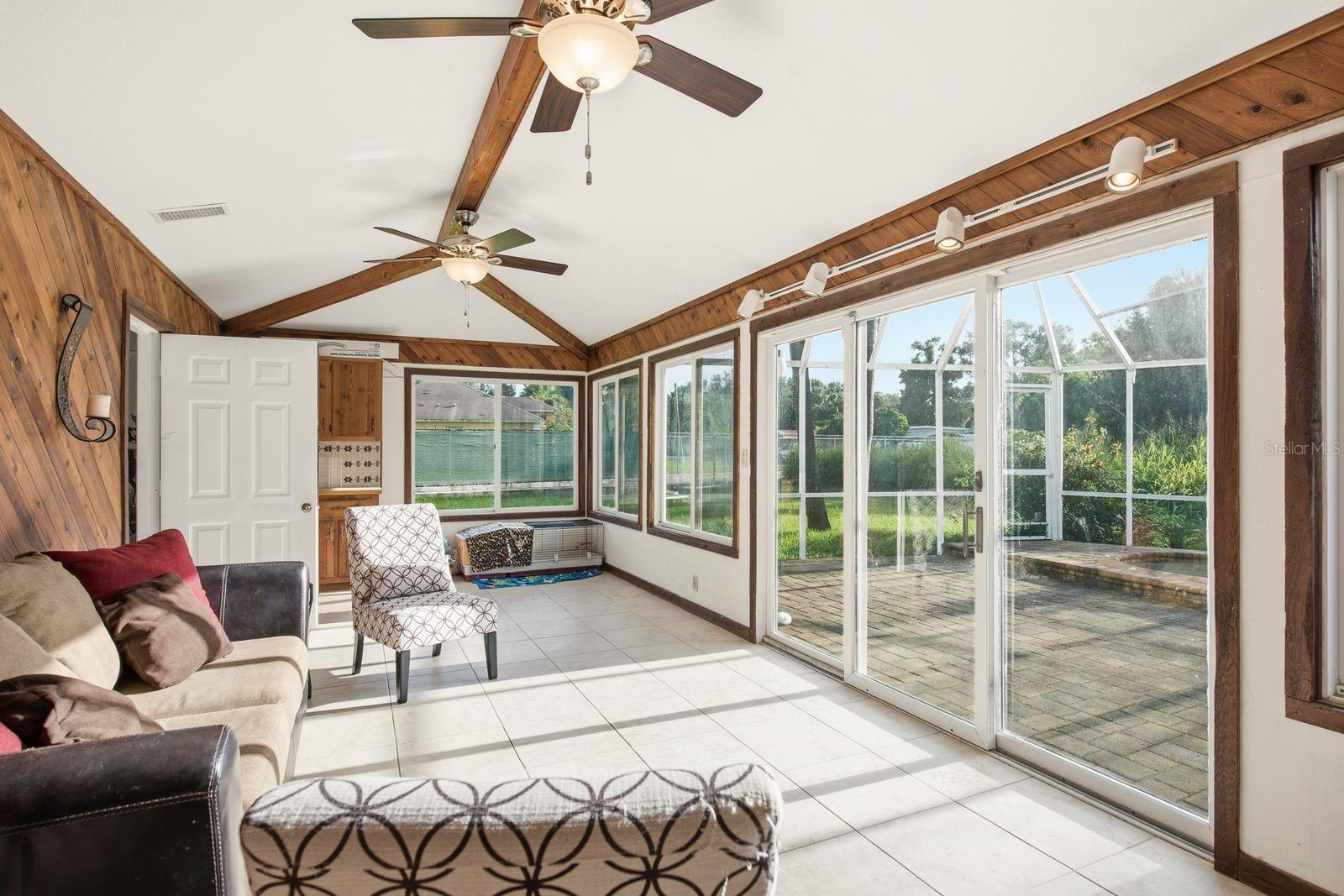6451 76TH TER N