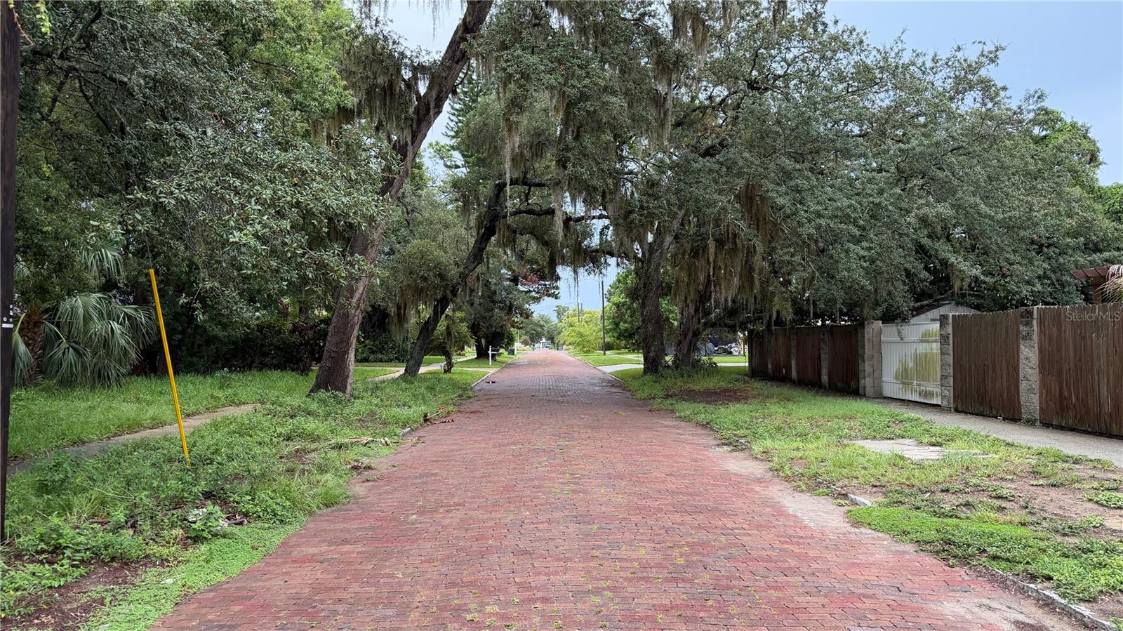 TALLAHASSEE DR