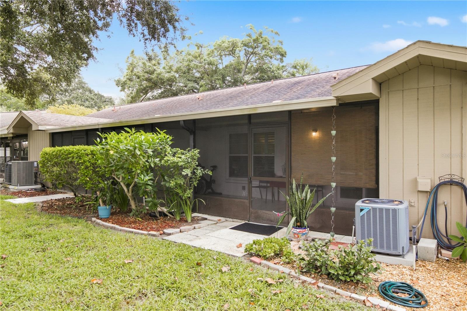 1104 TARRIDON CT