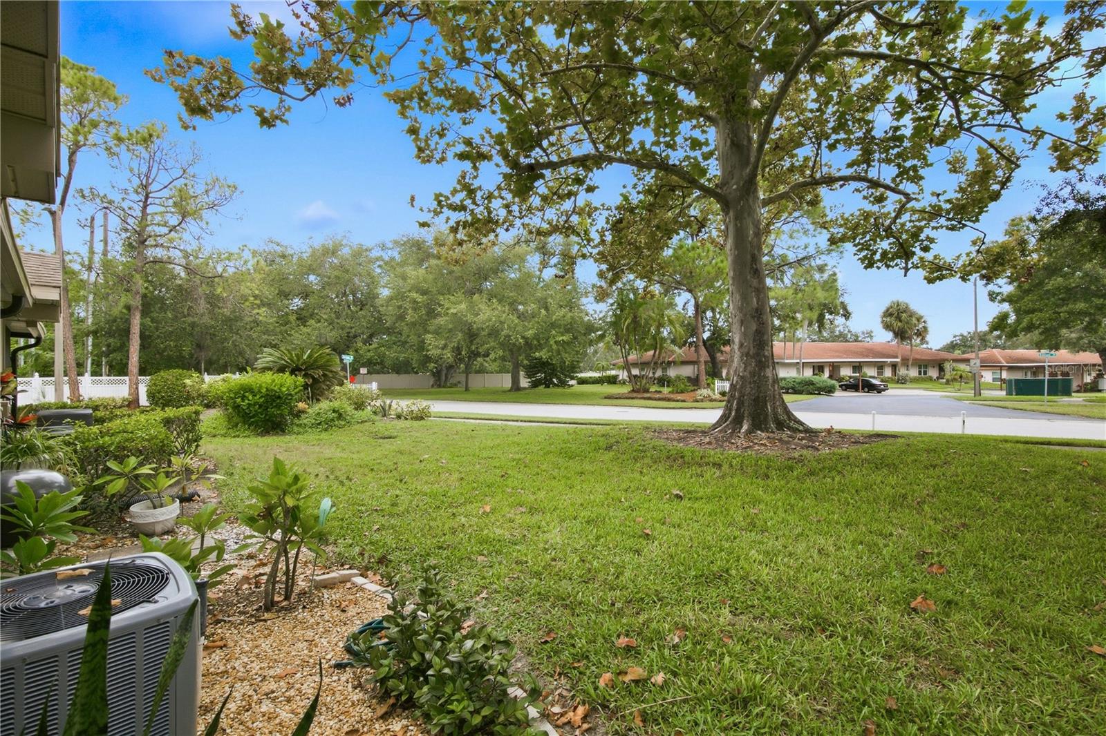 1104 TARRIDON CT
