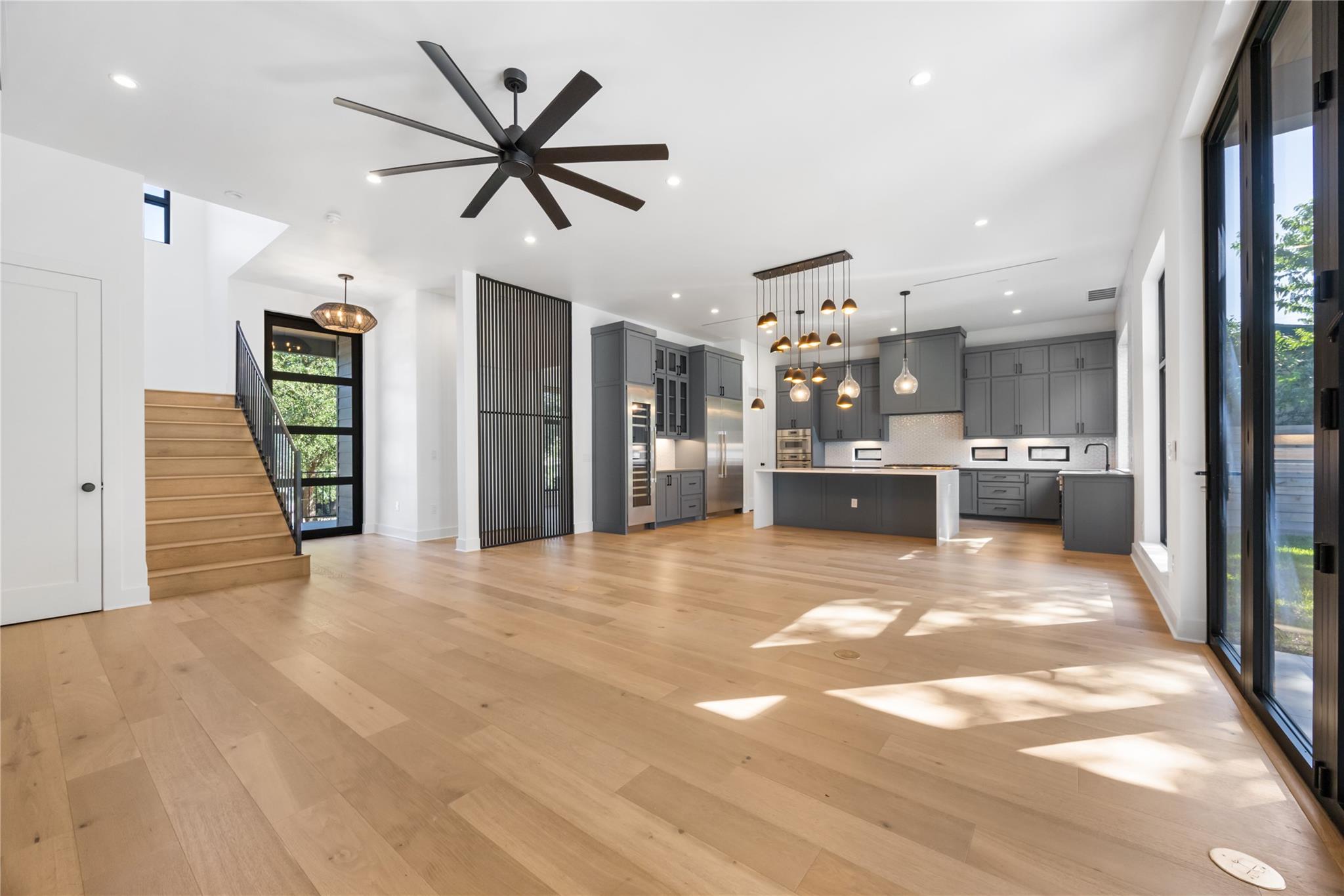 2905 Westhill DR