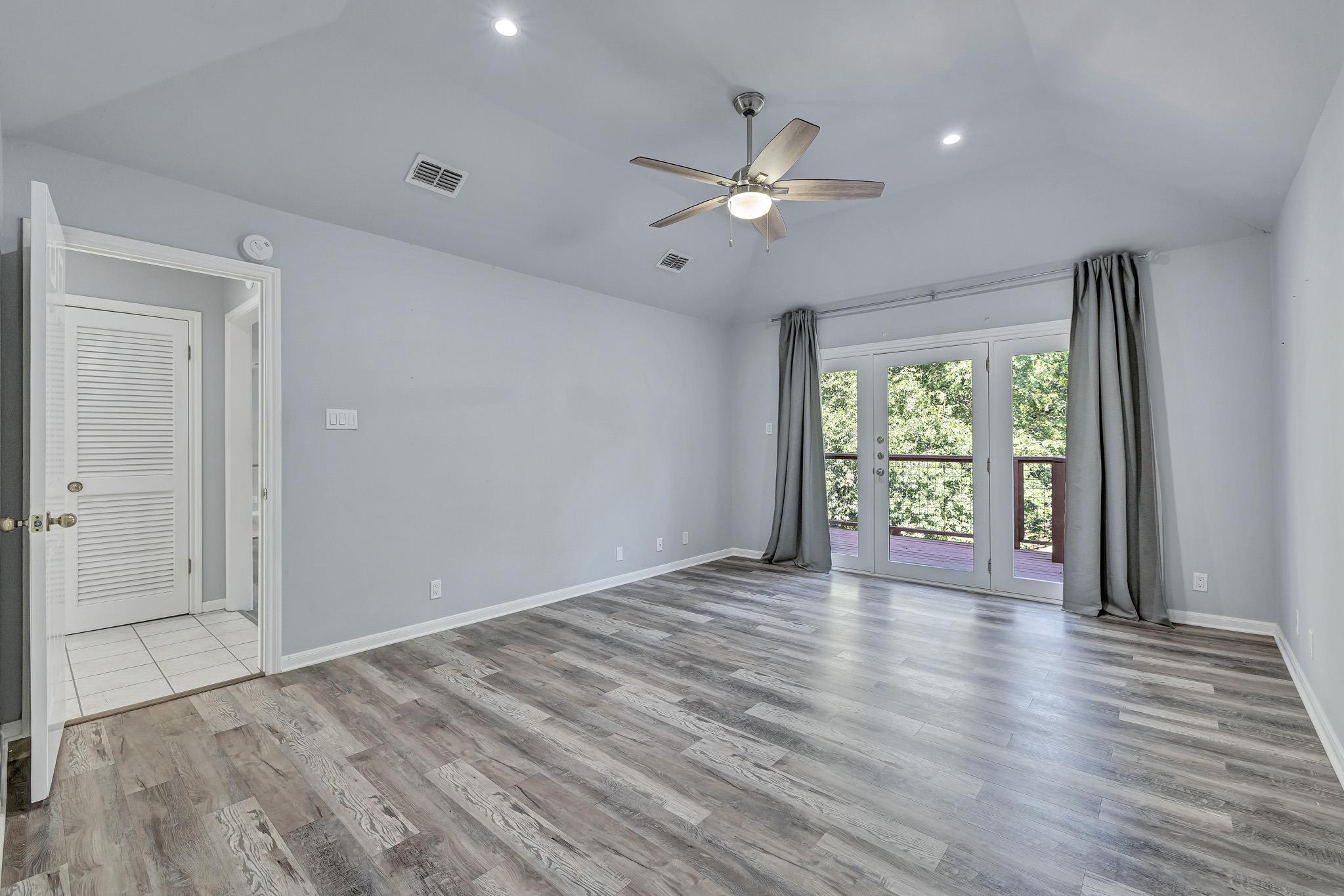 3406 Westside CV