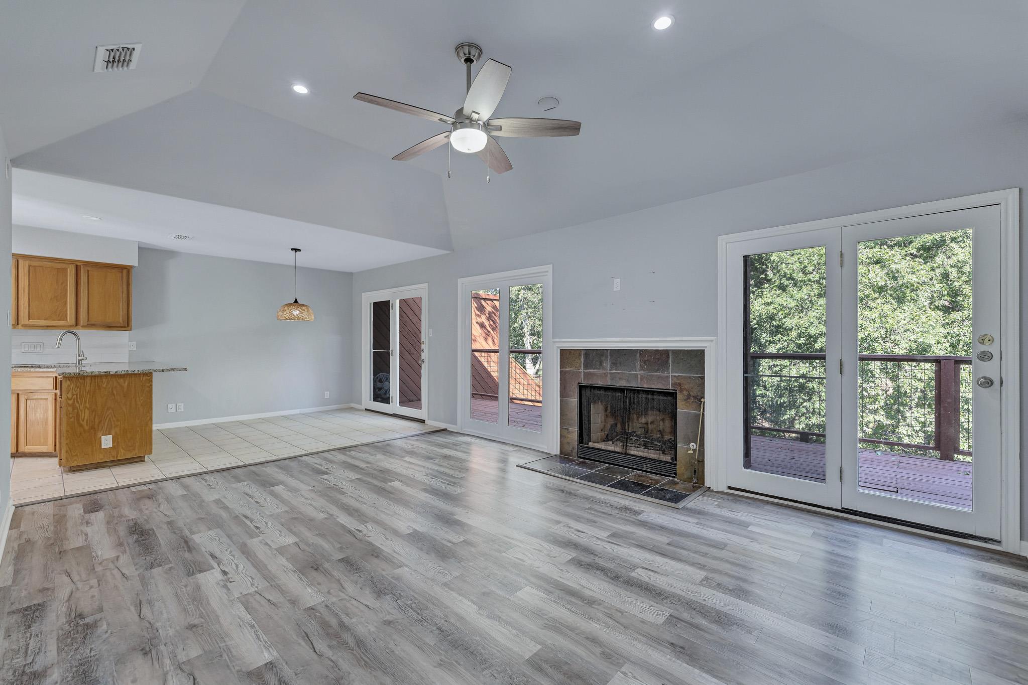 3406 Westside CV