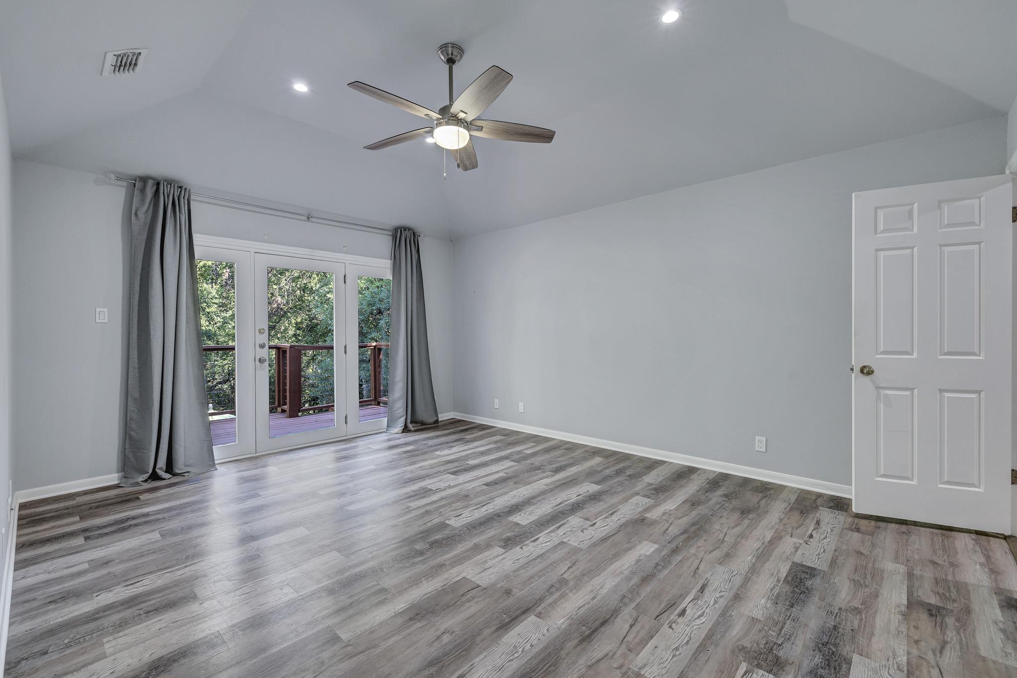3406 Westside CV