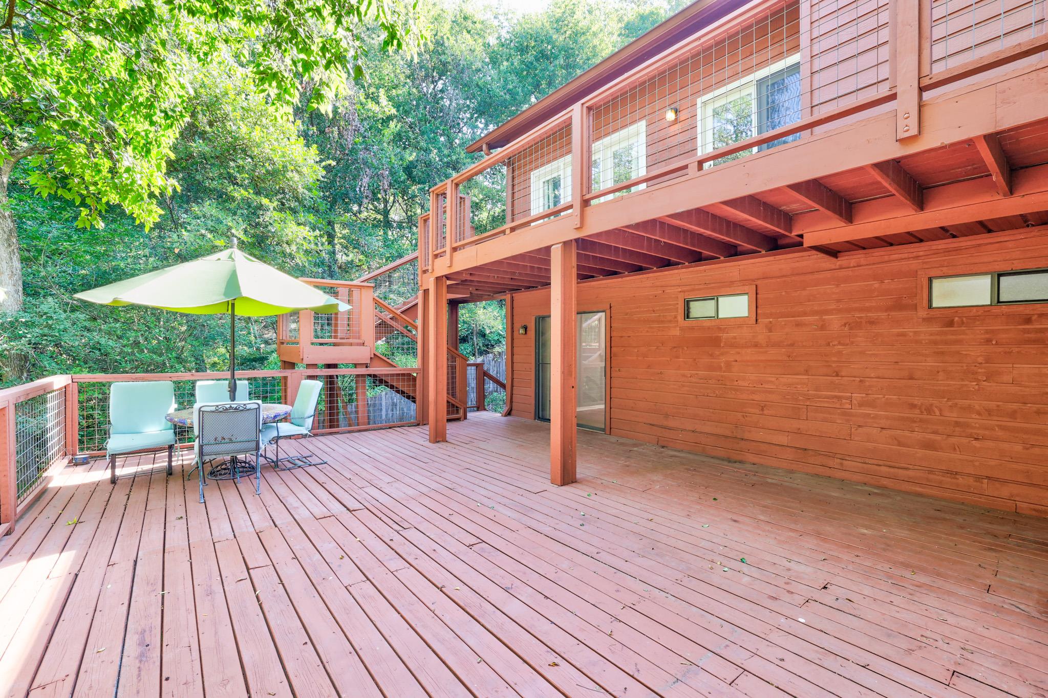 3406 Westside CV
