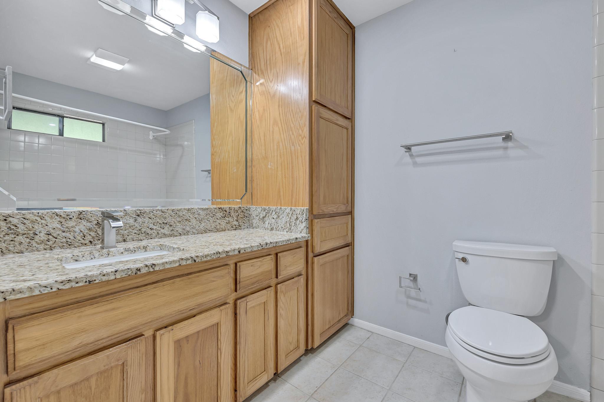 3406 Westside CV