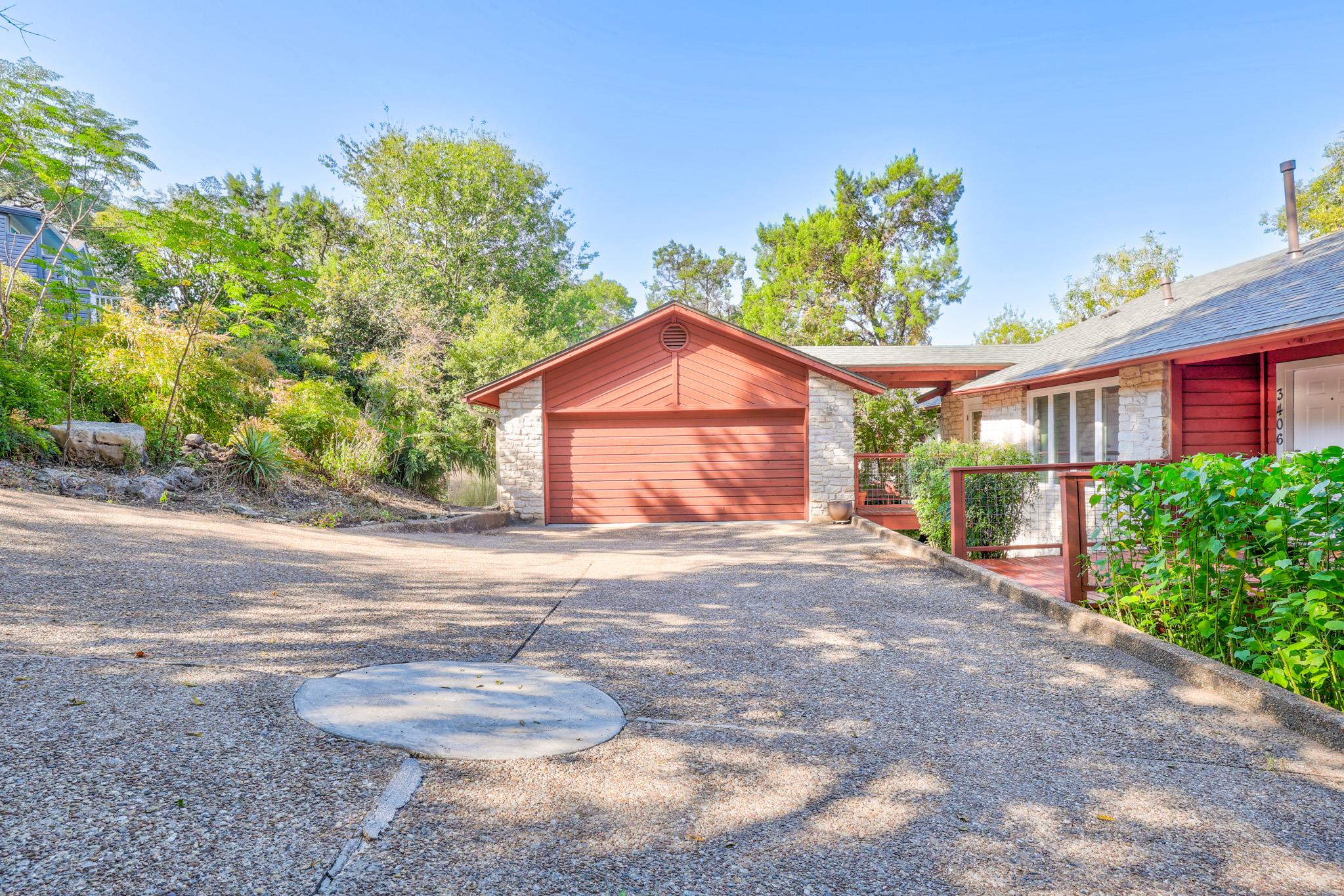 3406 Westside CV
