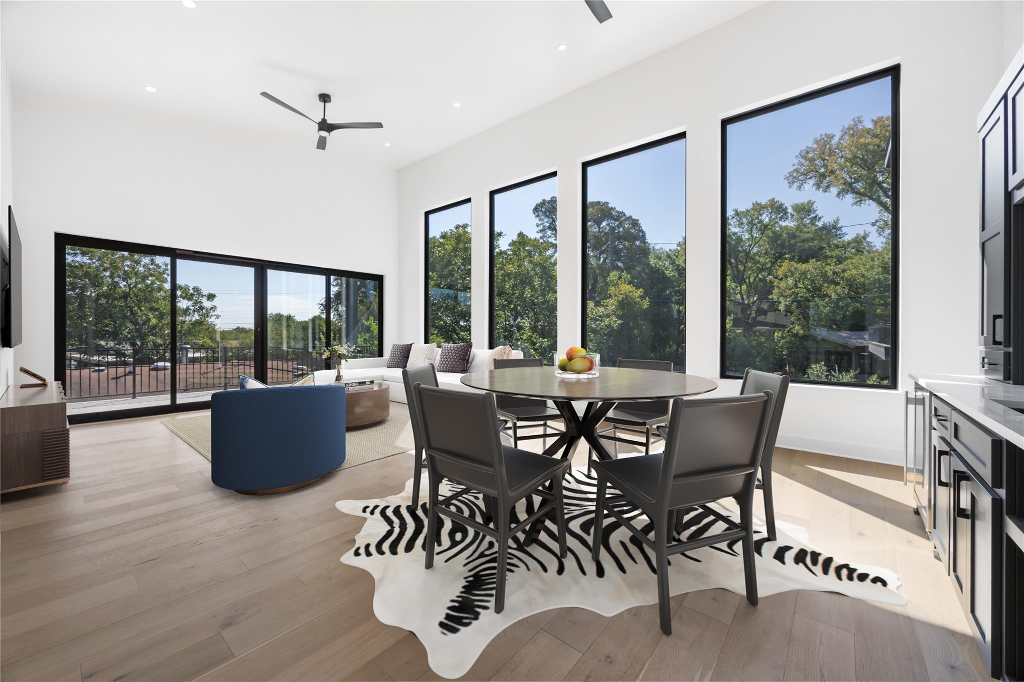 2905 Westhill DR
