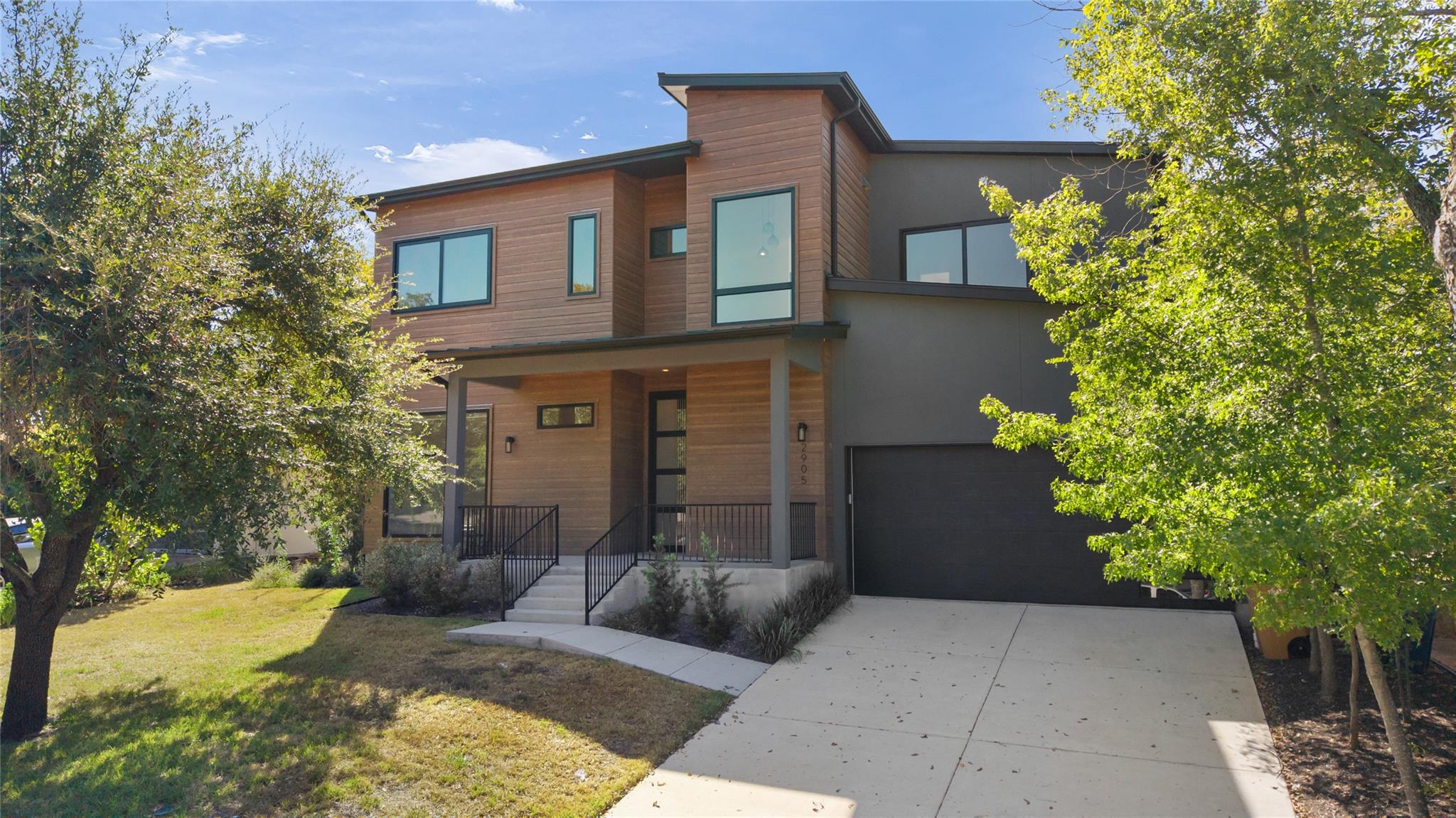 2905 Westhill DR
