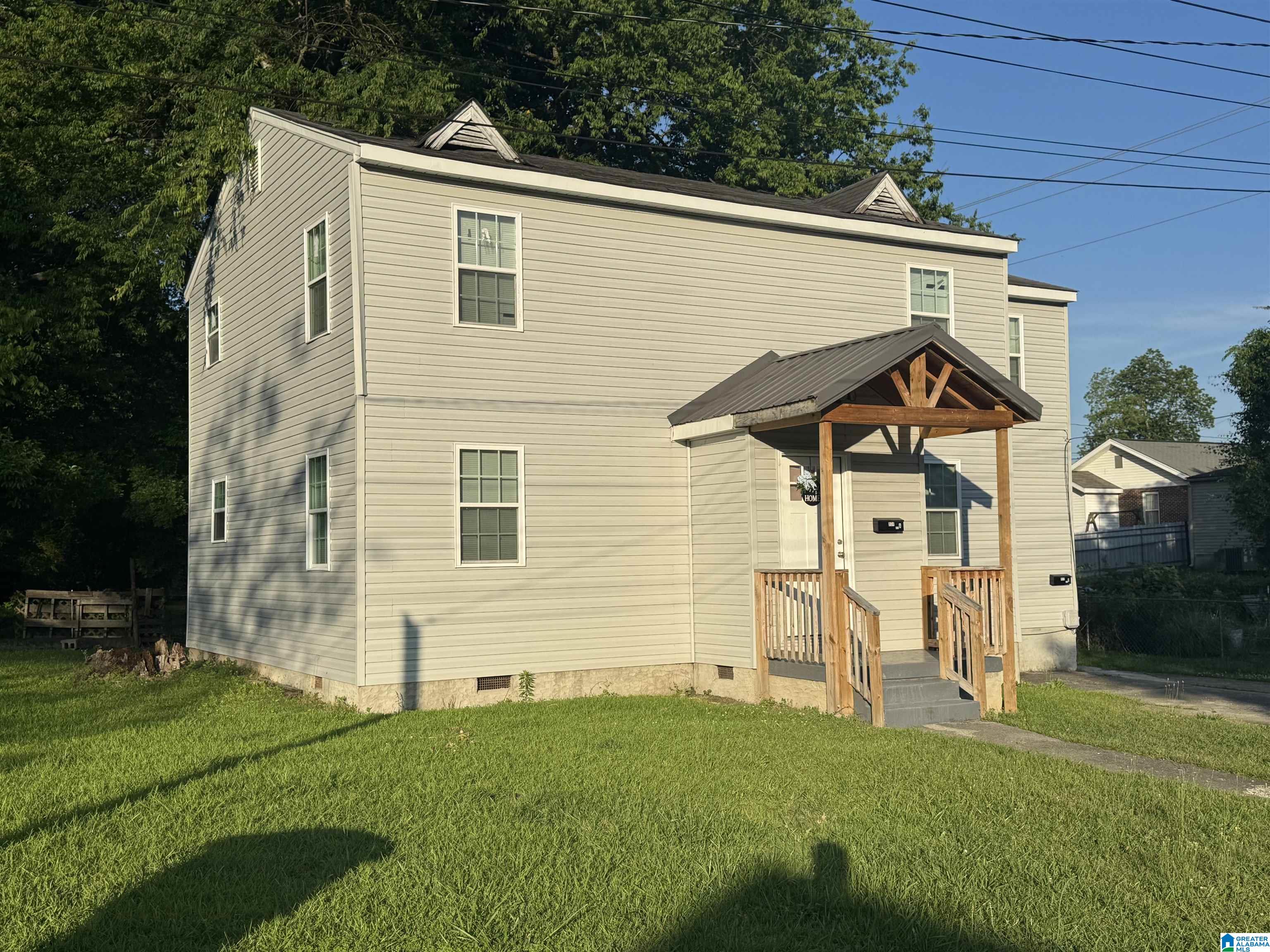 804 ELM AVENUE