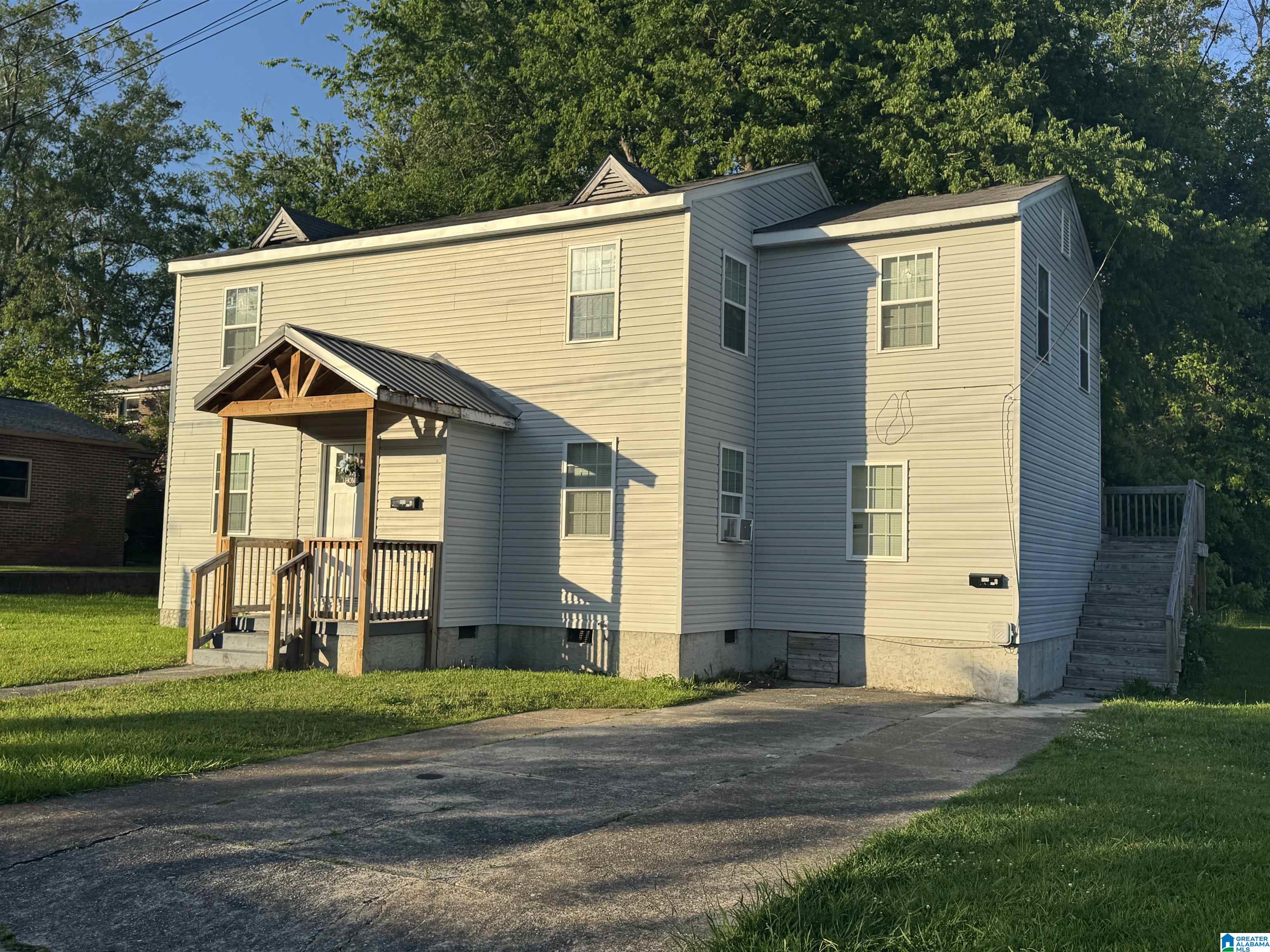 804 ELM AVENUE