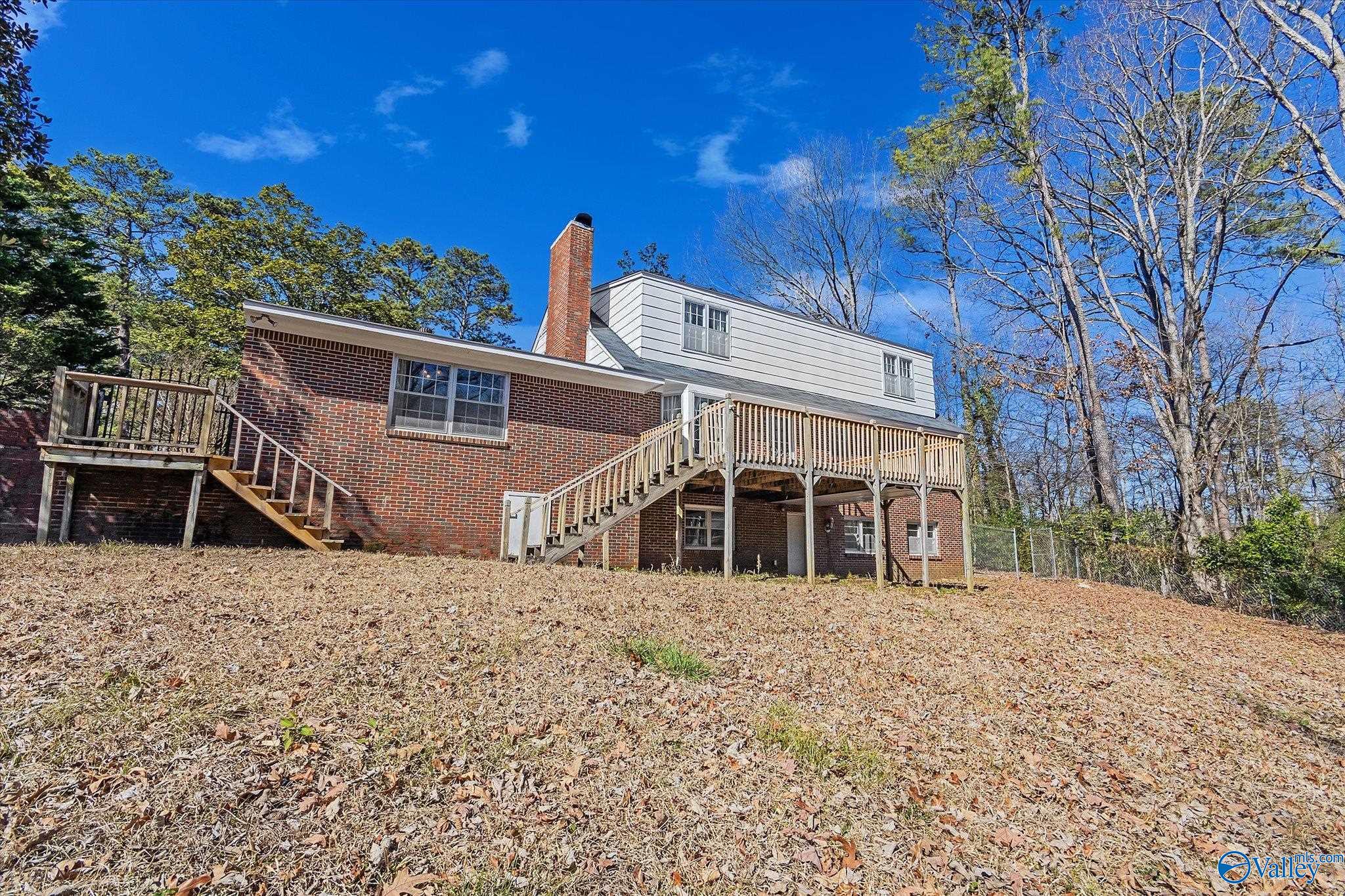 304 W Hartwood Drive