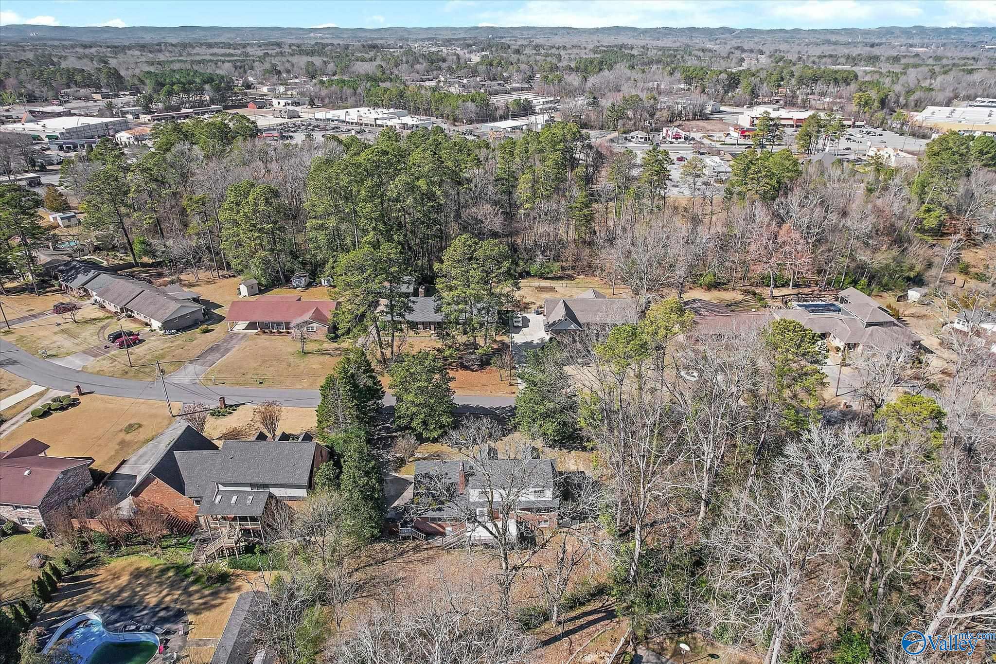 304 W Hartwood Drive