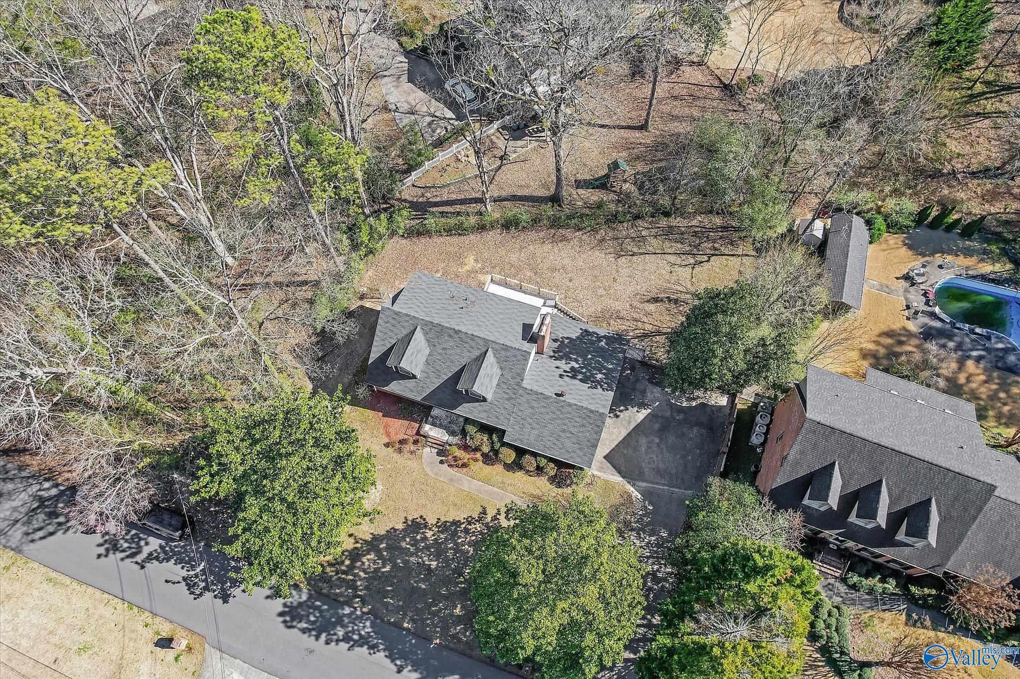 304 W Hartwood Drive