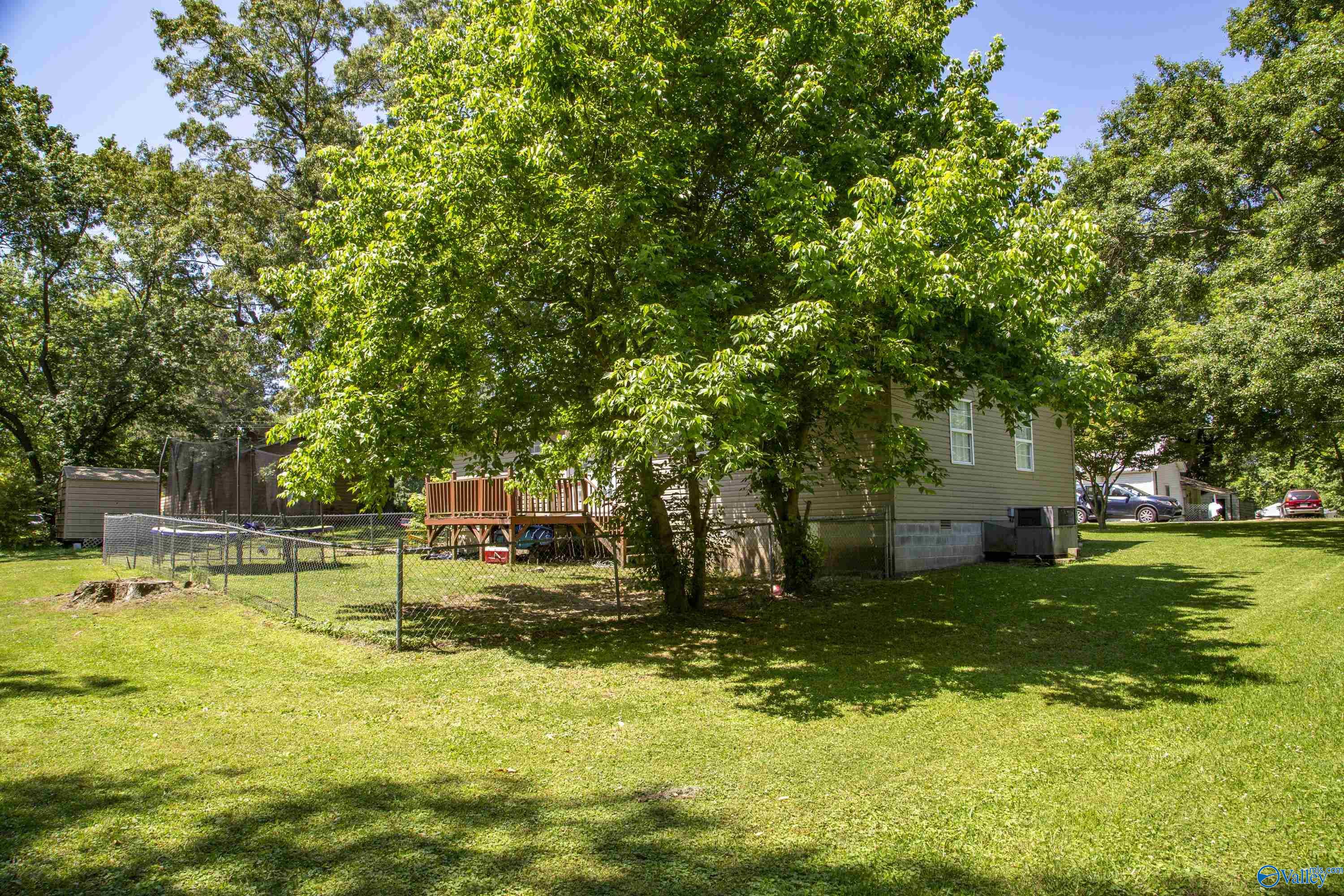 505 Darnell Street