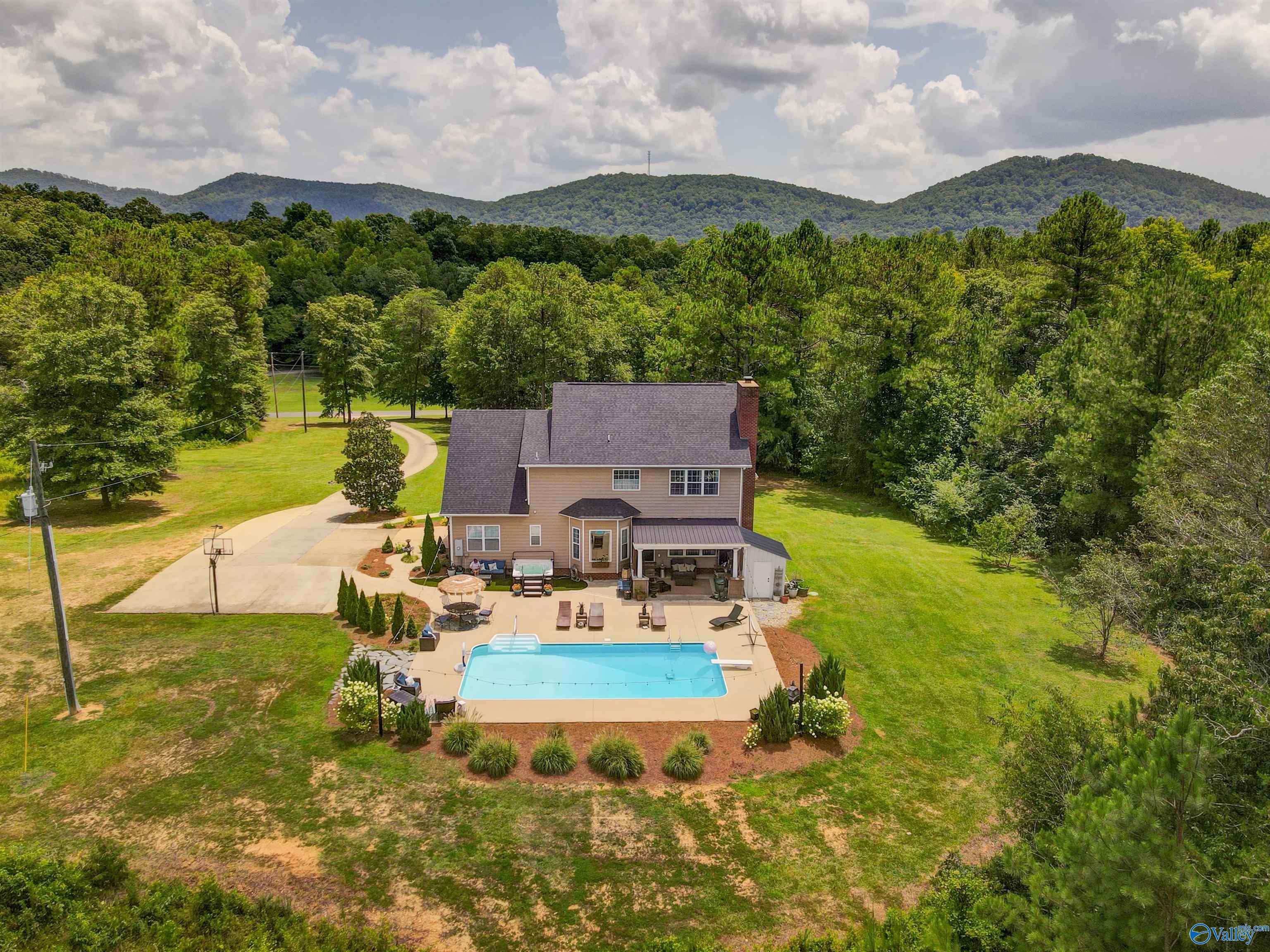 635 Stanford Road