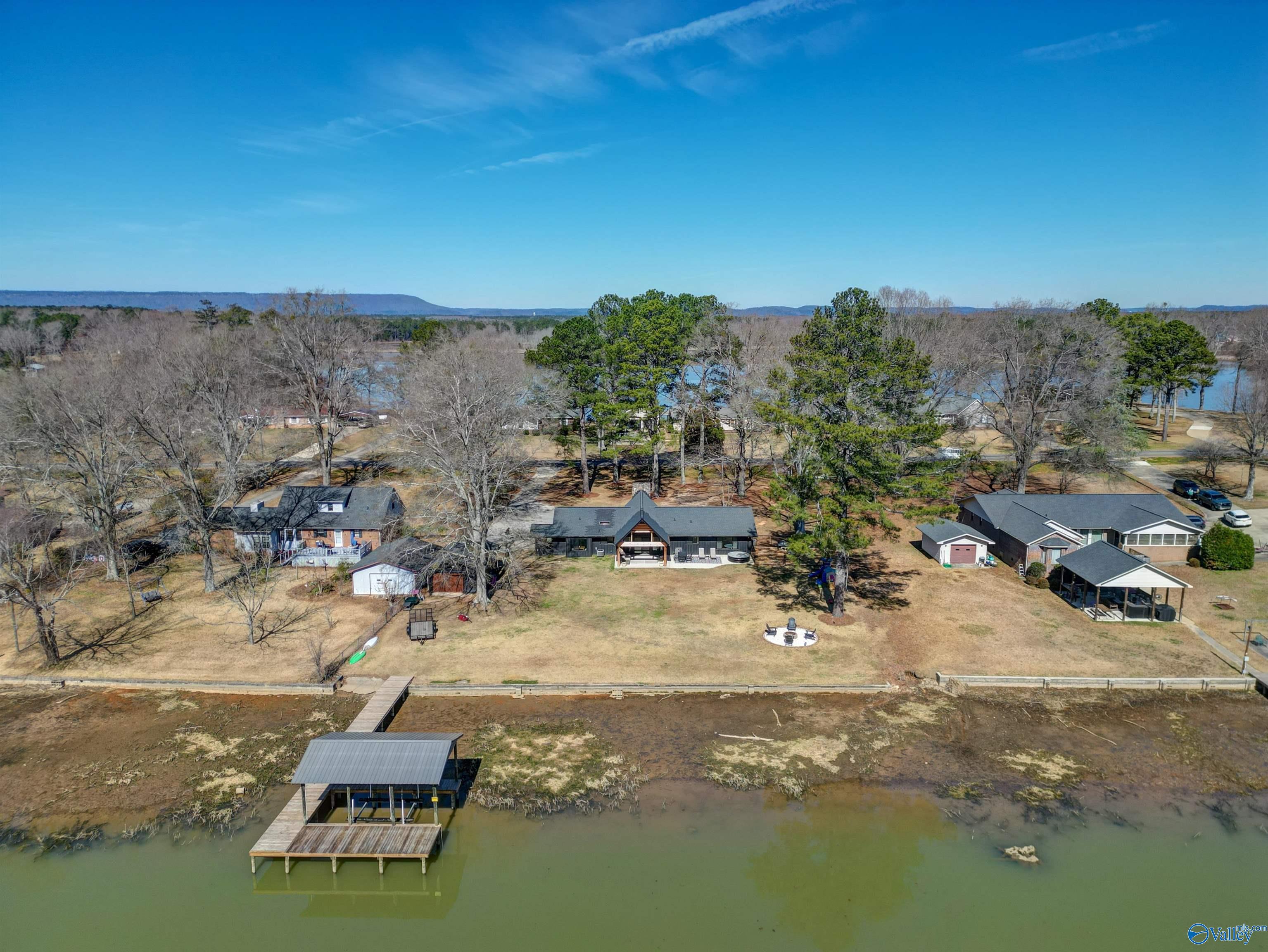 240 Canoe Creek Road