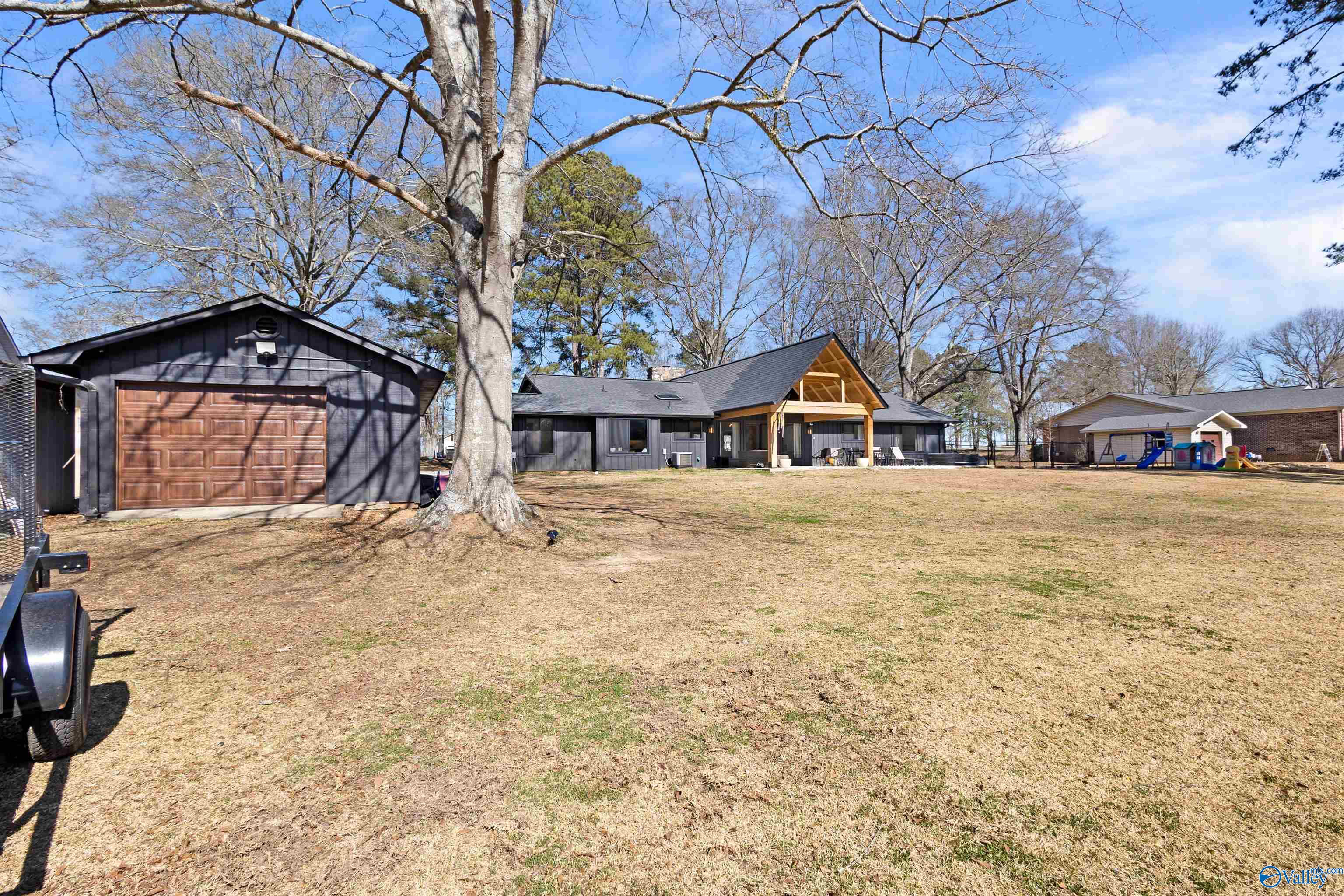 240 Canoe Creek Road