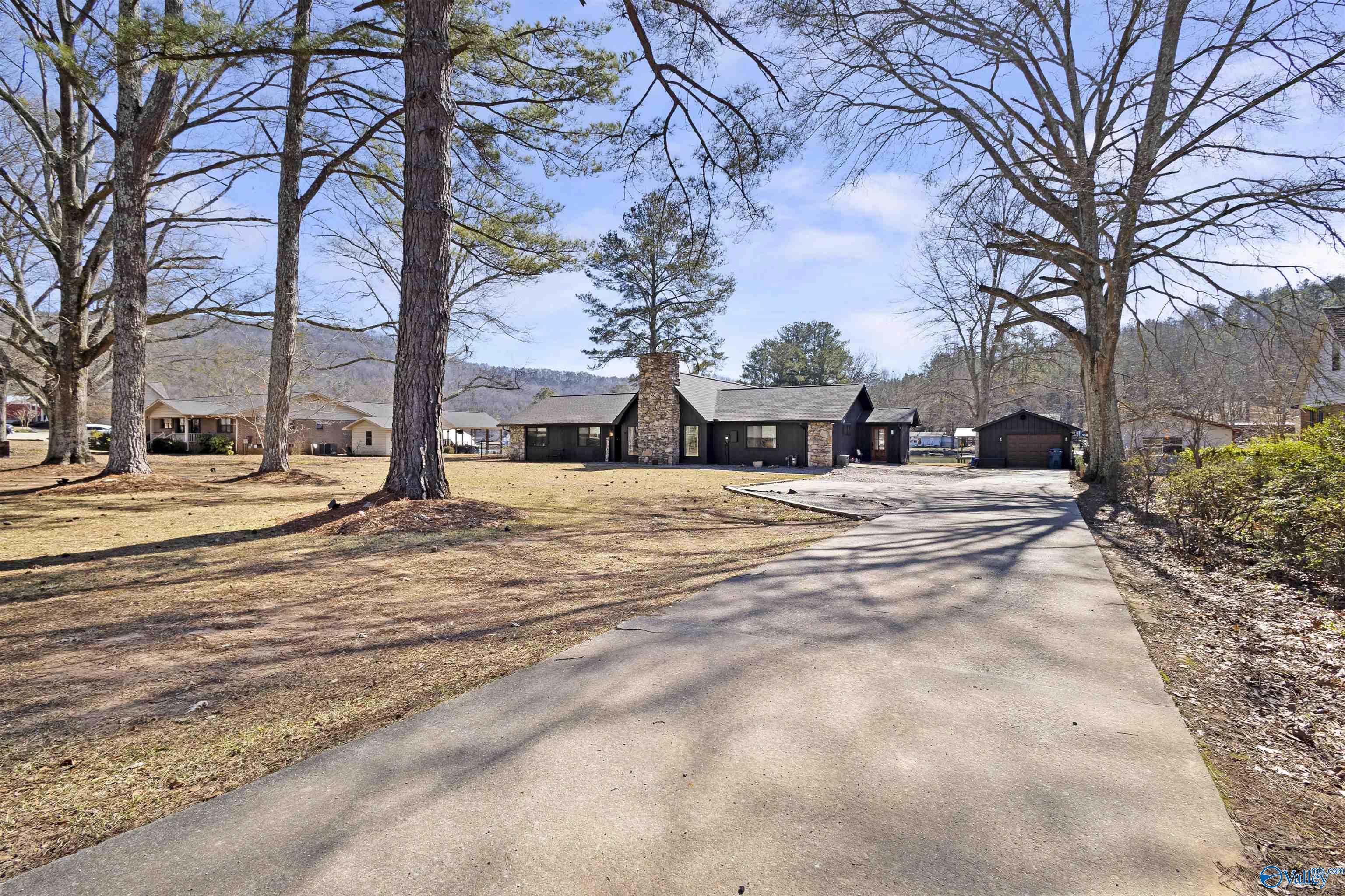 240 Canoe Creek Road