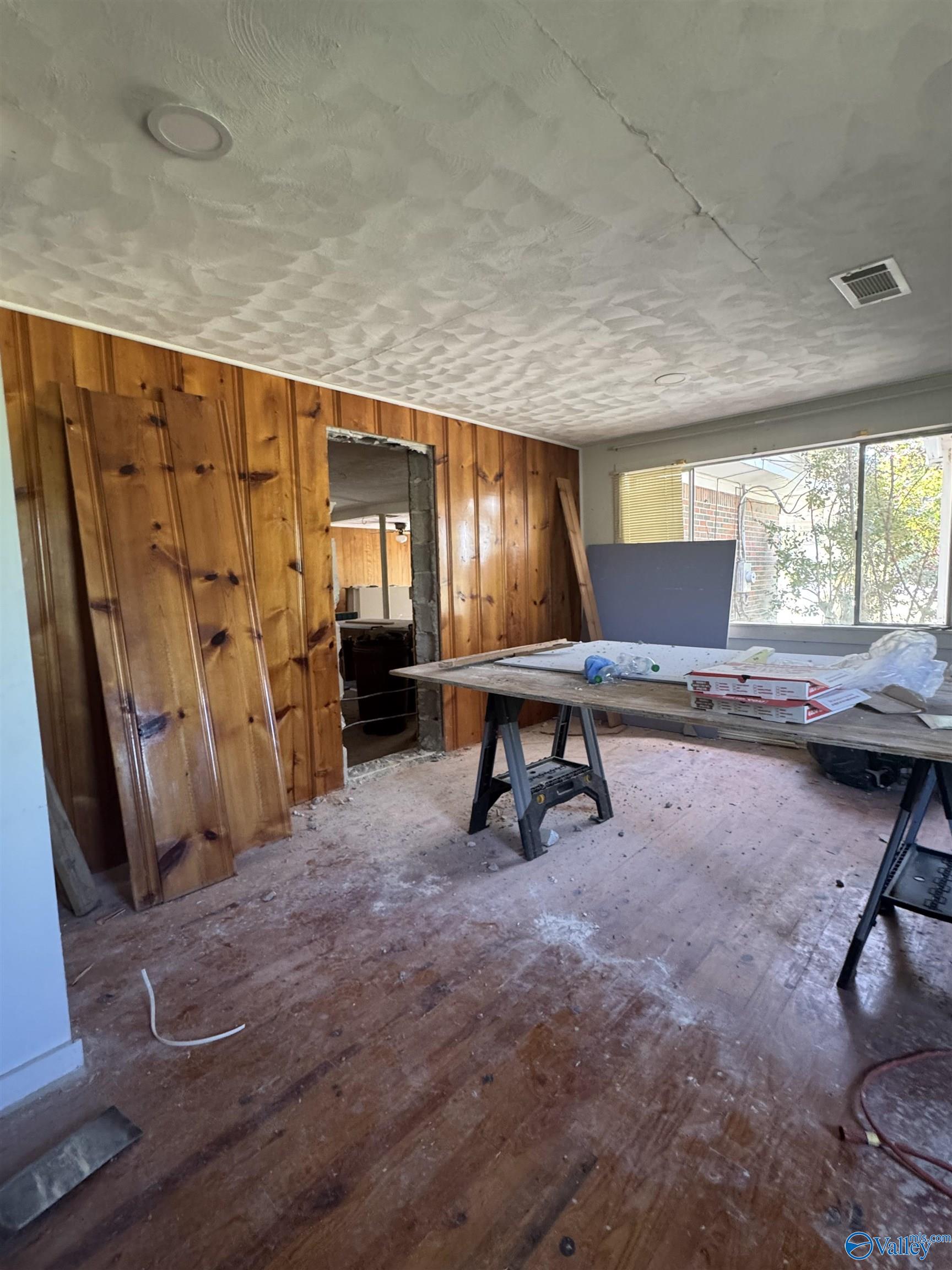 5895 County Highway 47