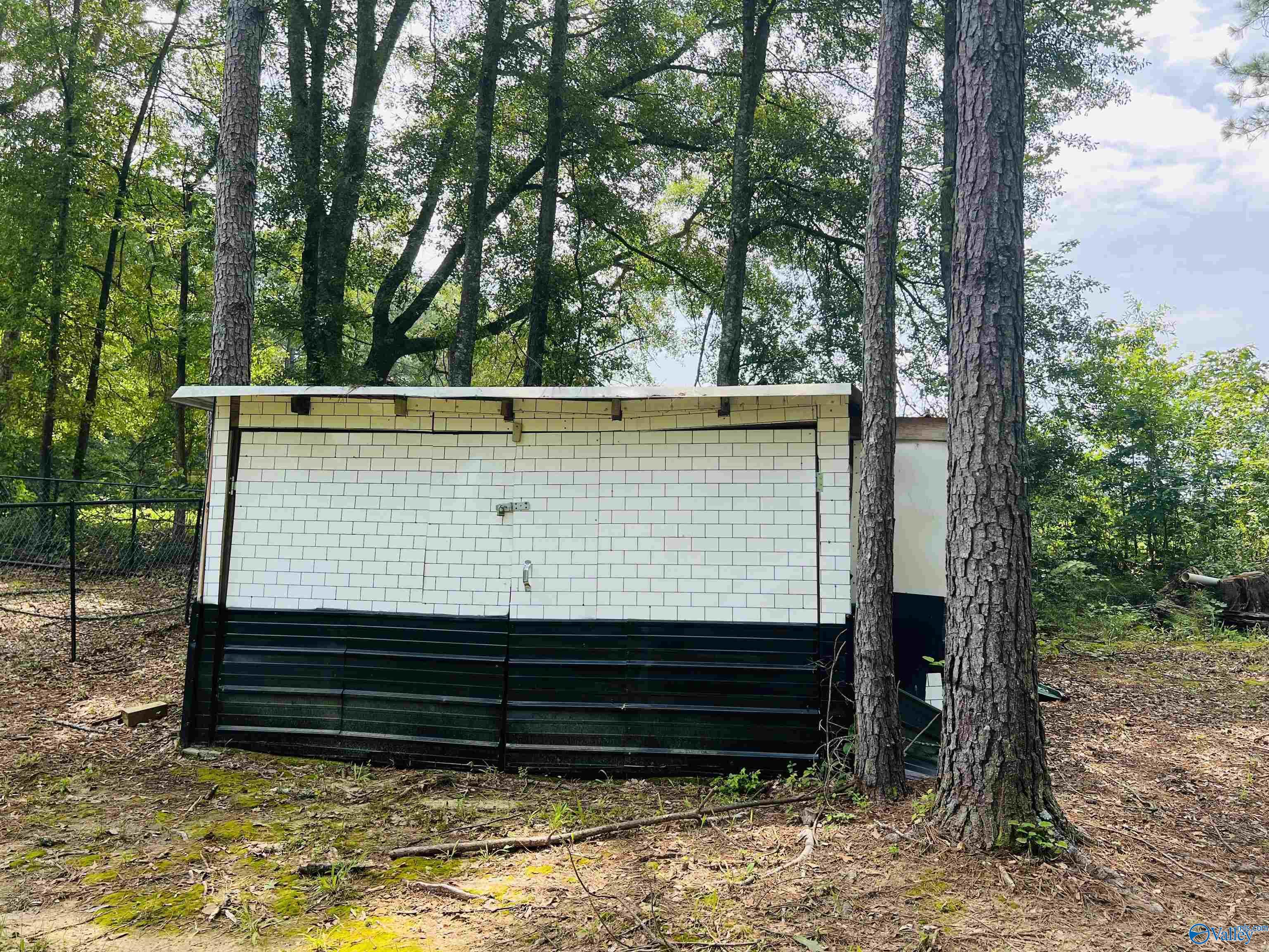 4325 Lay Springs Road