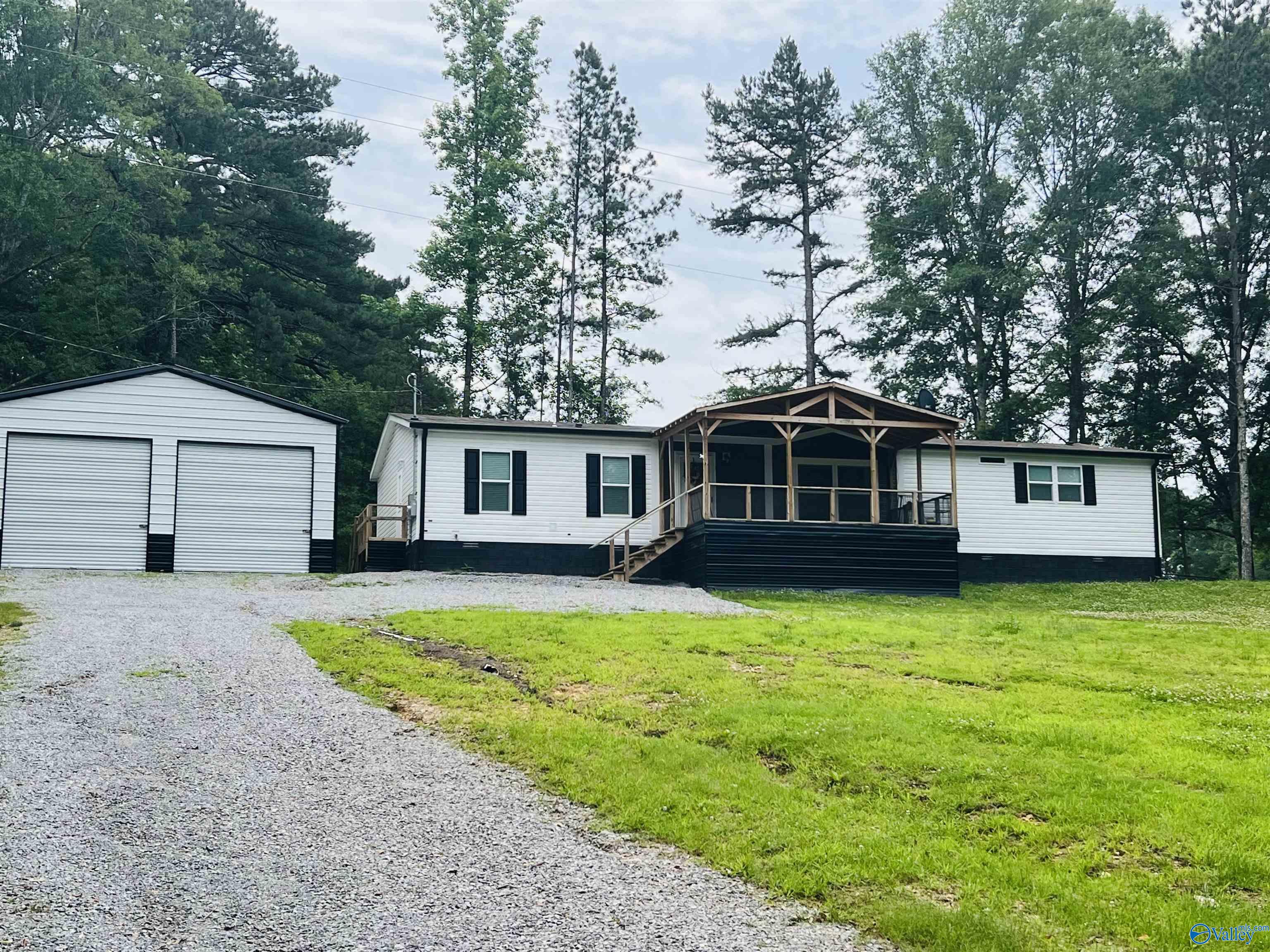 4325 Lay Springs Road