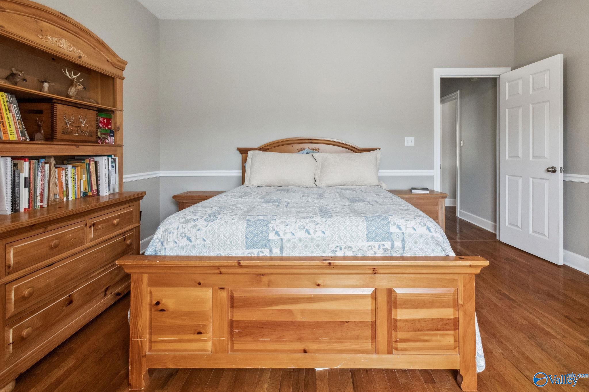 2801 Mountain View Drive