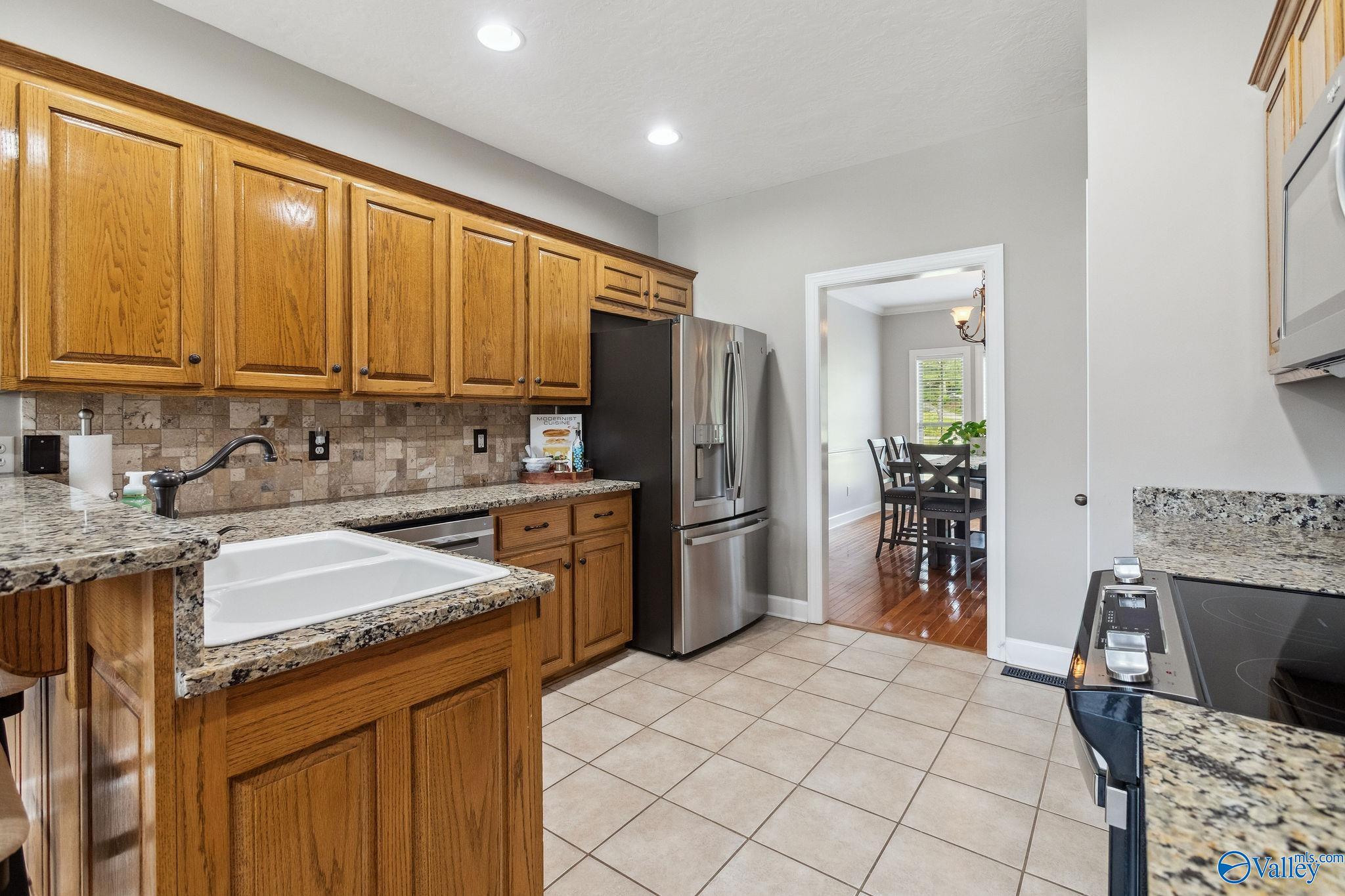 2801 Mountain View Drive