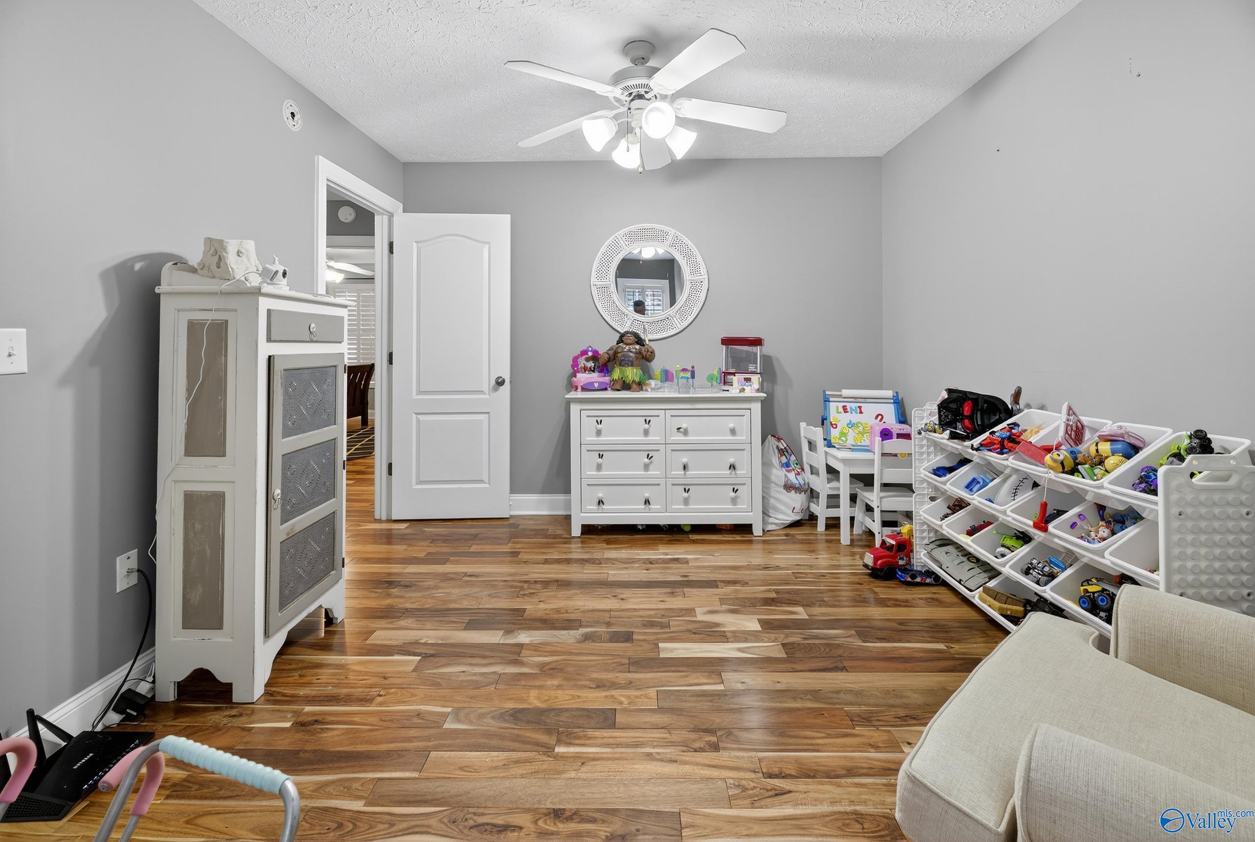 1202 Crestbrook Drive