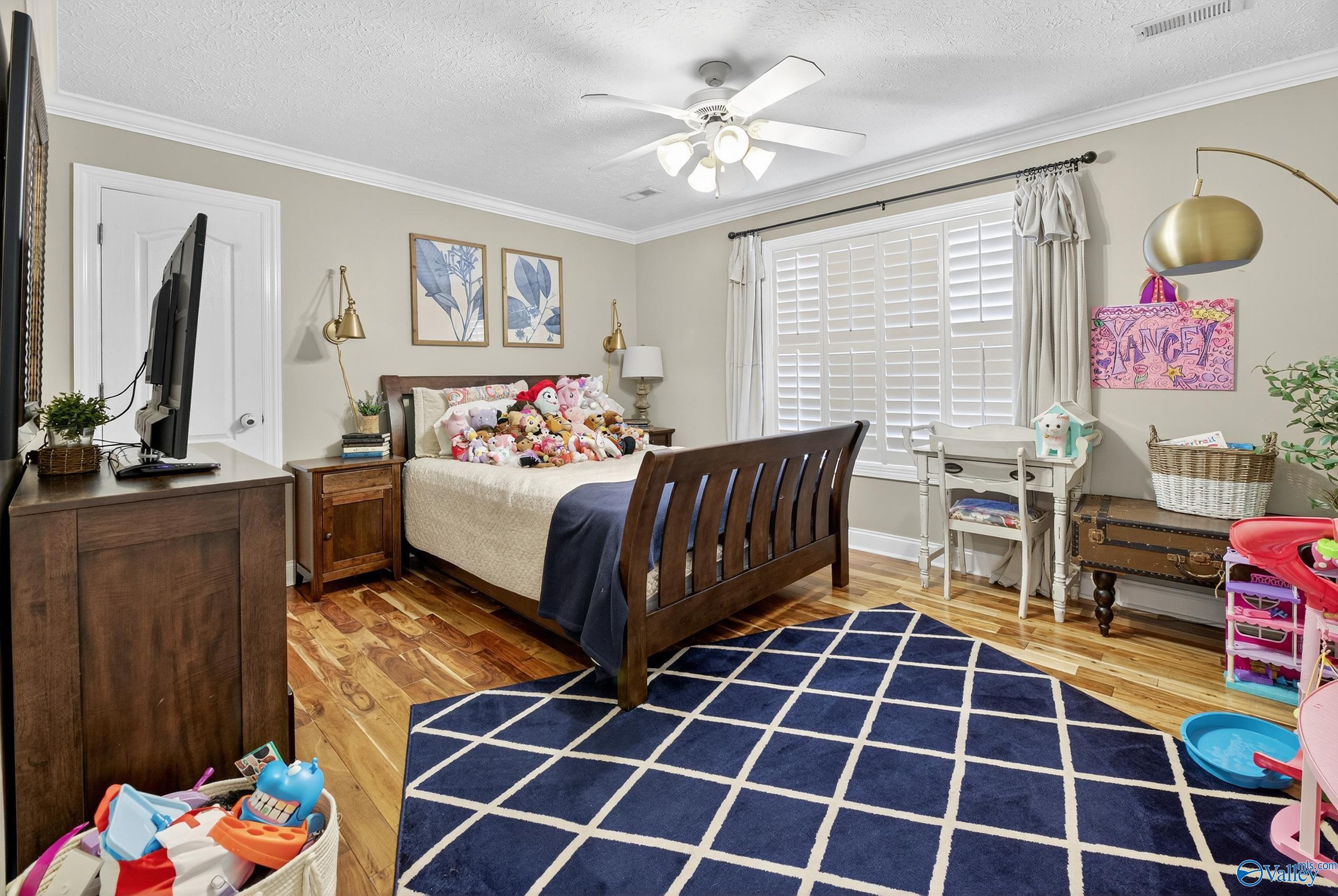 1202 Crestbrook Drive