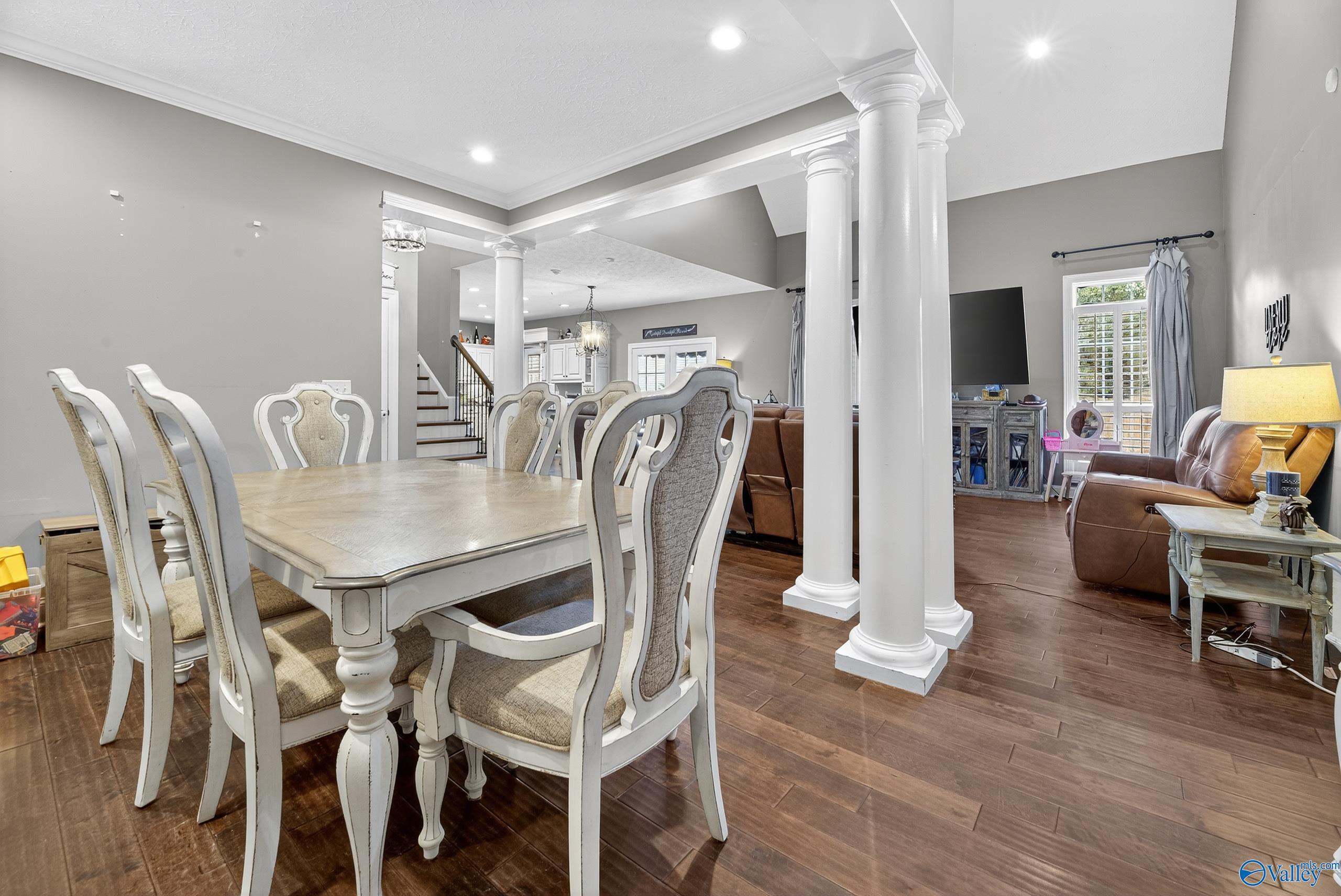 1202 Crestbrook Drive