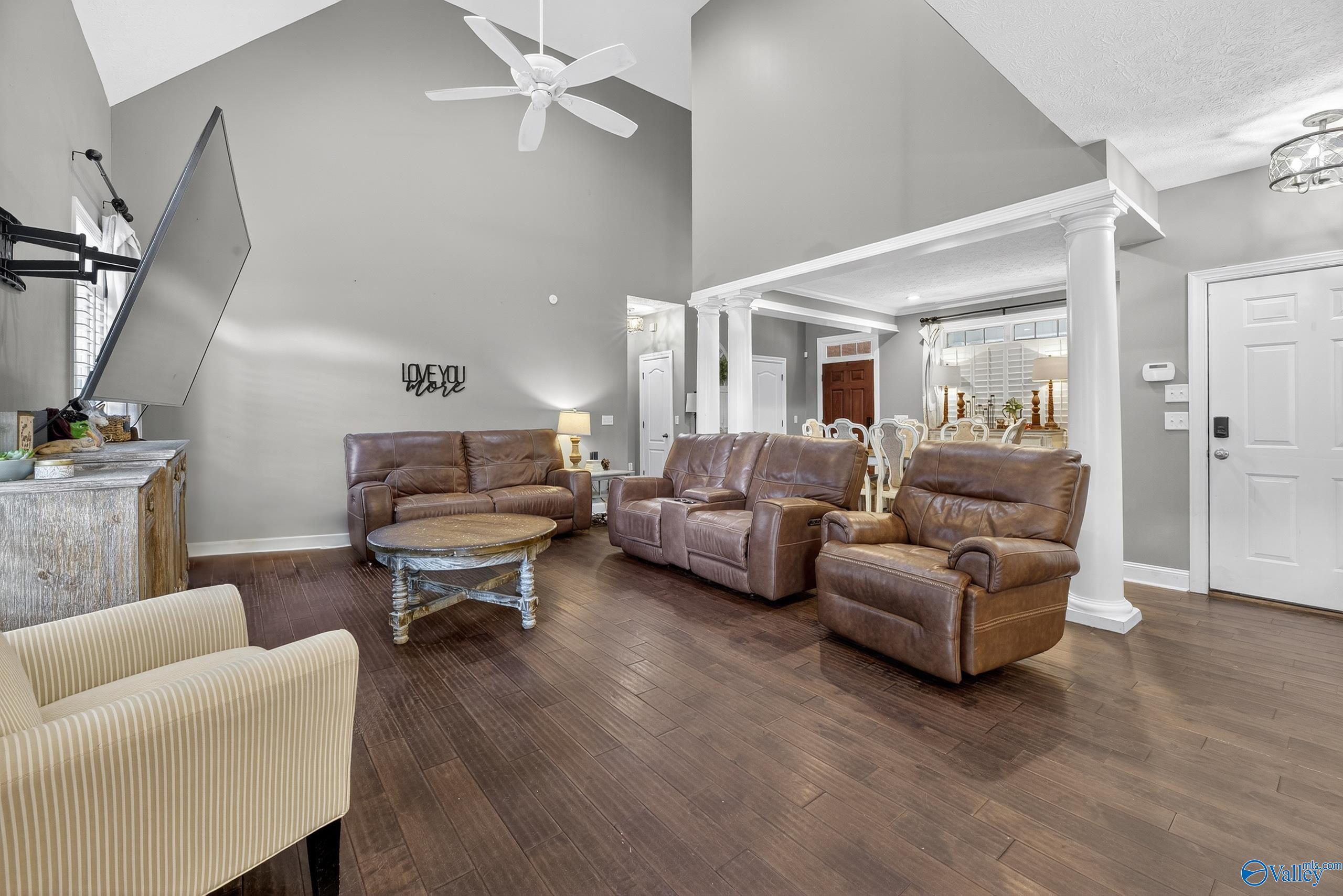 1202 Crestbrook Drive